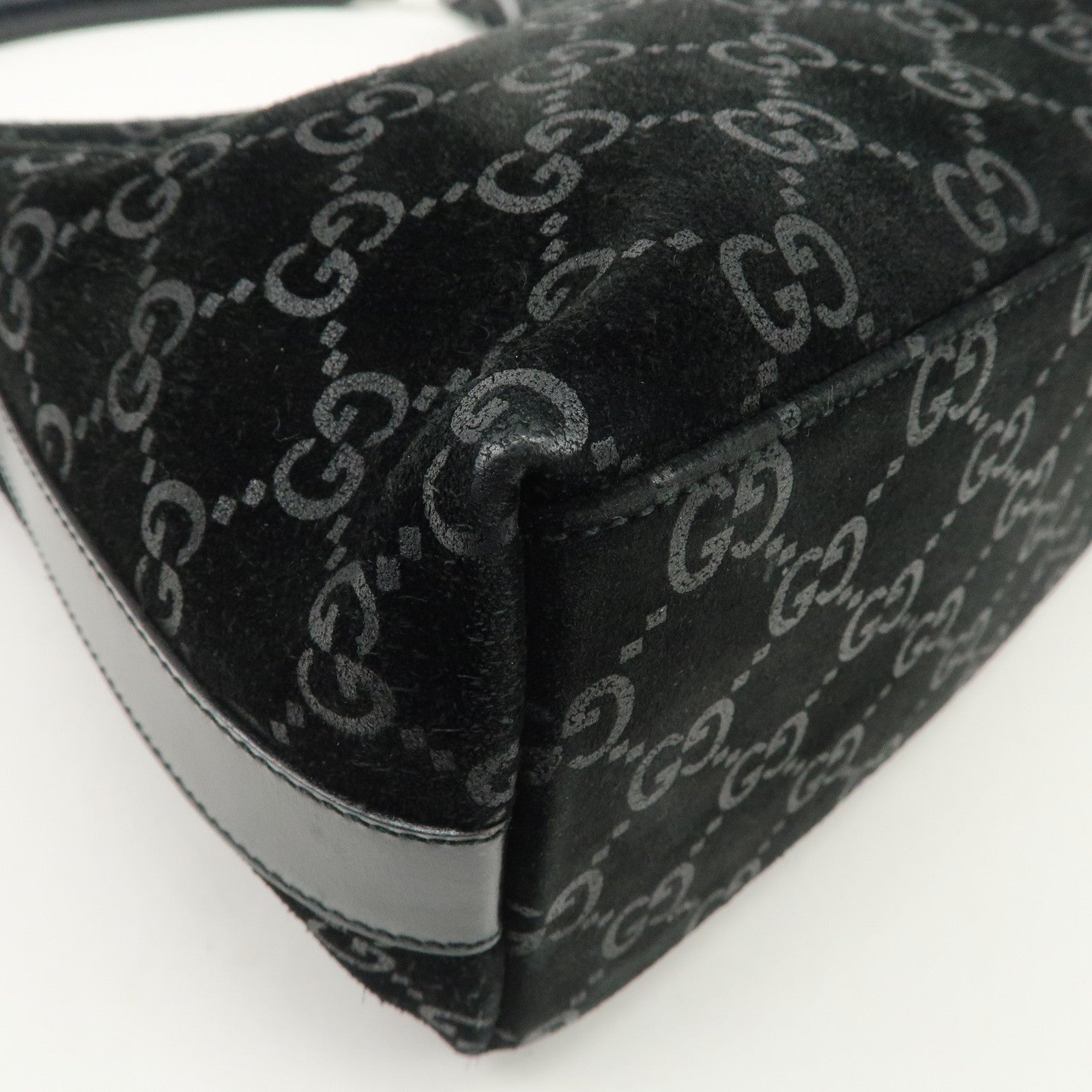 GUCCI GG Suede Leather Shoulder Bag Hand Bag Black 002.0602 Used