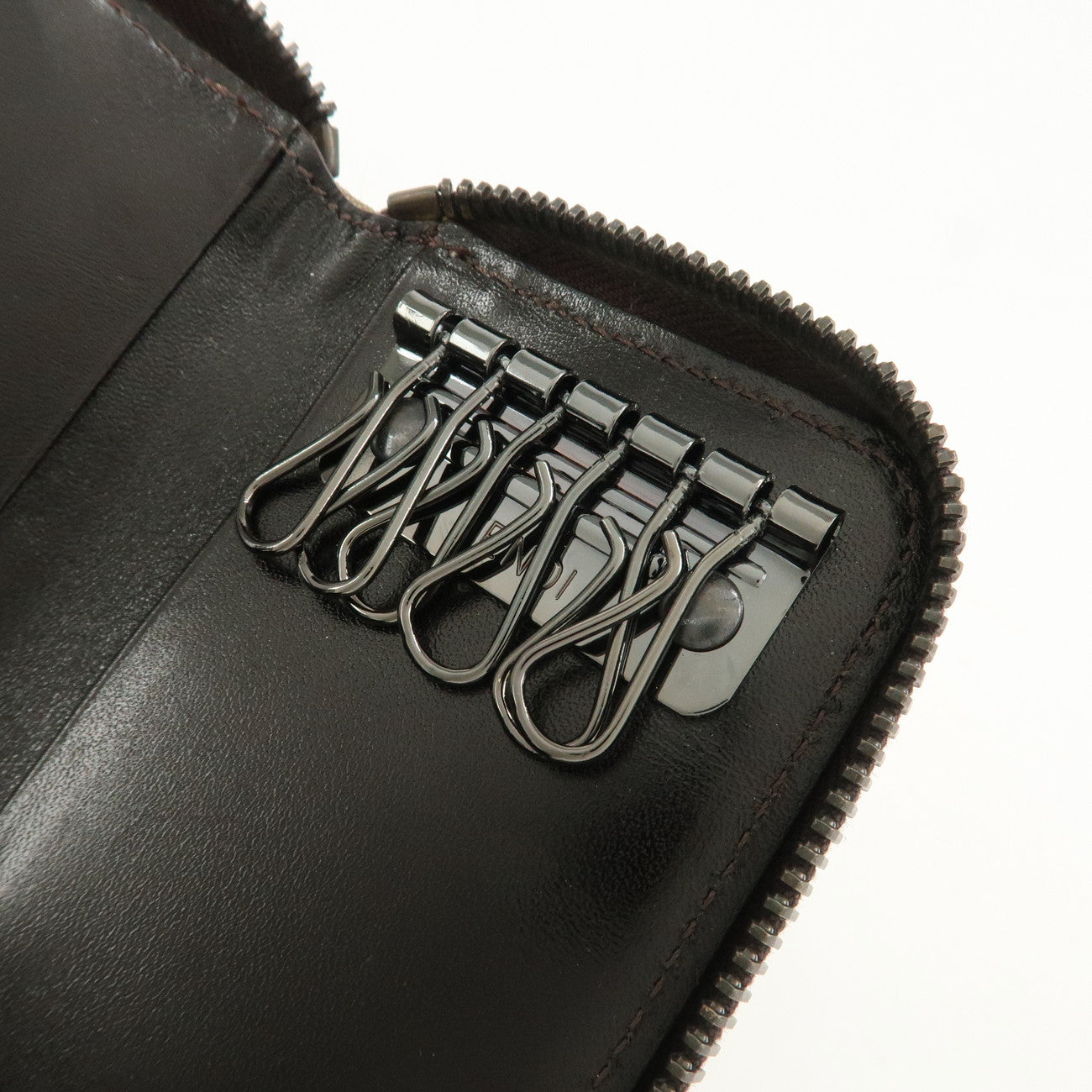 FENDI Zucca Canvas Leather 6 Ring Zippy Key Case Beige 8AP000