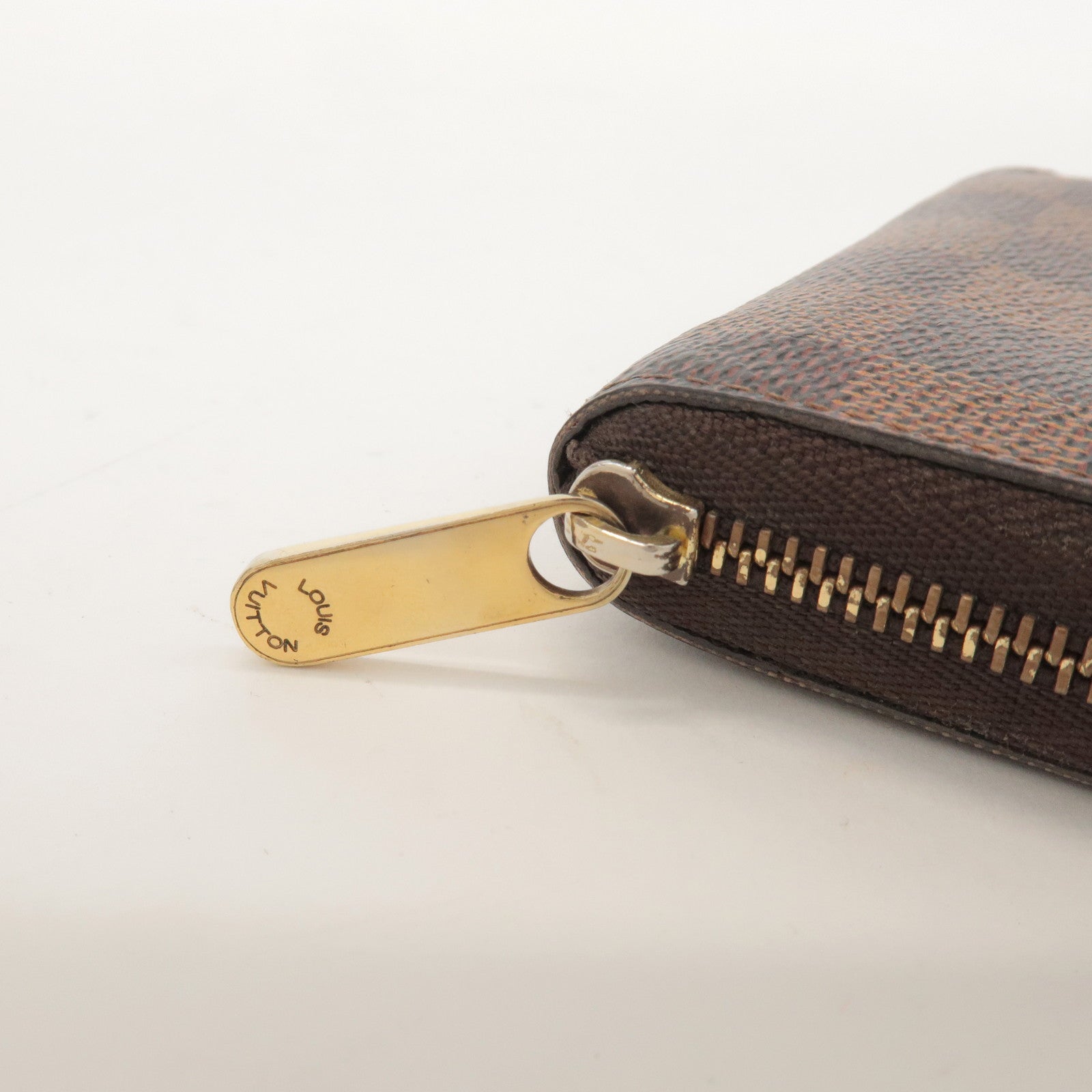 Louis Vuitton Damier Canvas Zippy Coin Case Wallet Brown N63070