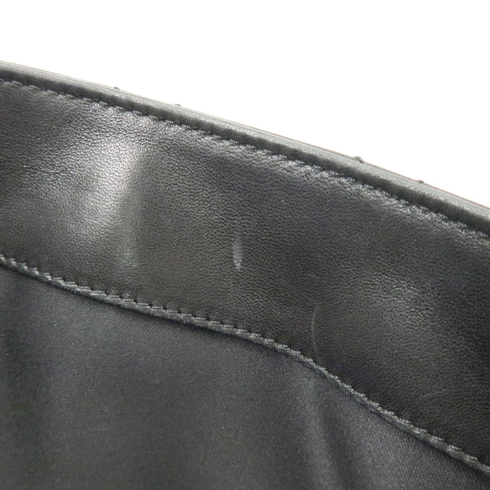 CHANEL Matelasse Lamb Skin Shoulder Bag Crossbody Bag Black
