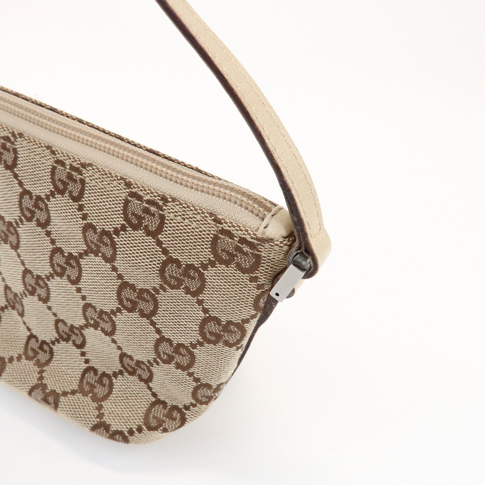 GUCCI Boat Bag GG Canvas Leather Pouch Hand Bag Beige Brown 07198