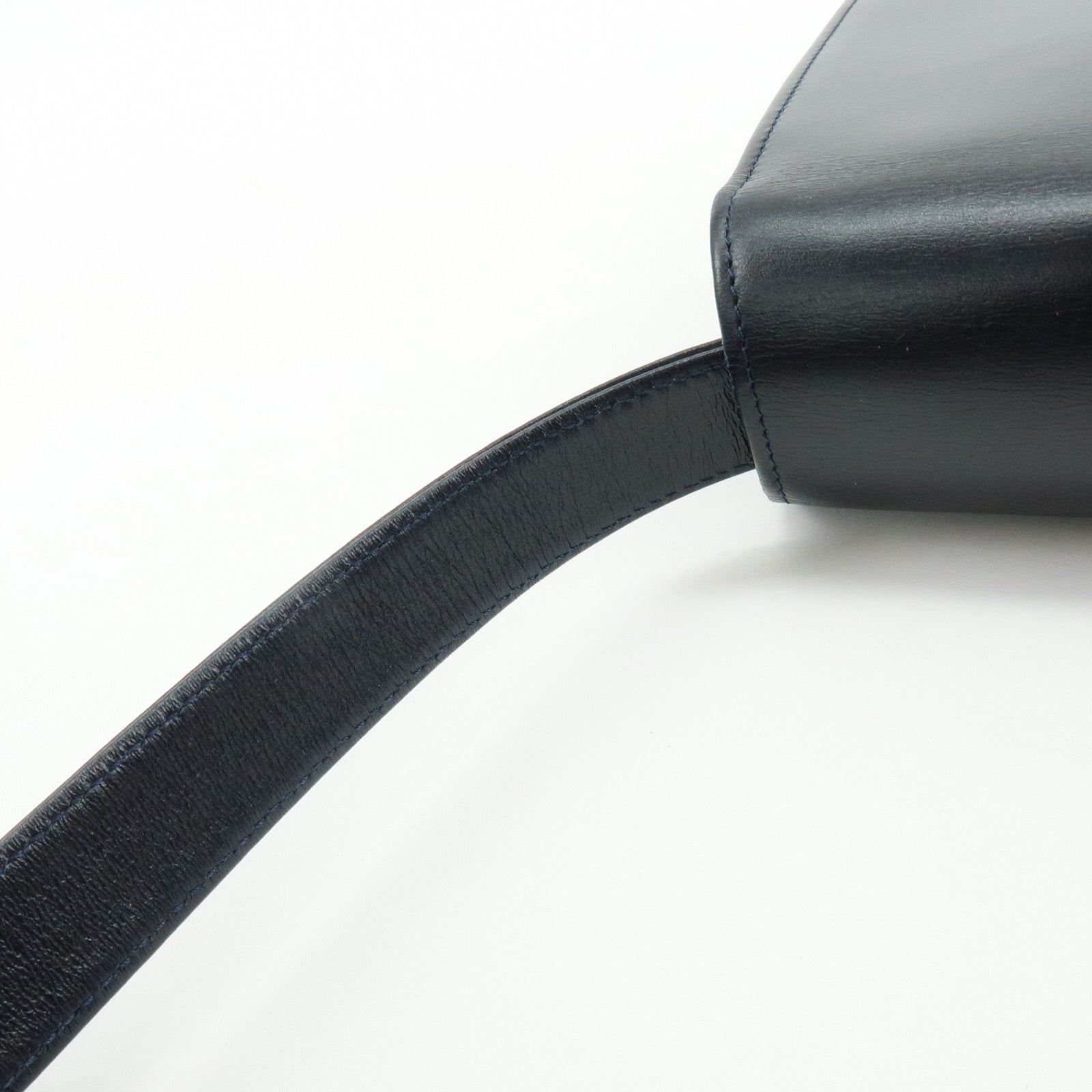 Cartier Leather Shoulder Bag Crossbody Bag Black