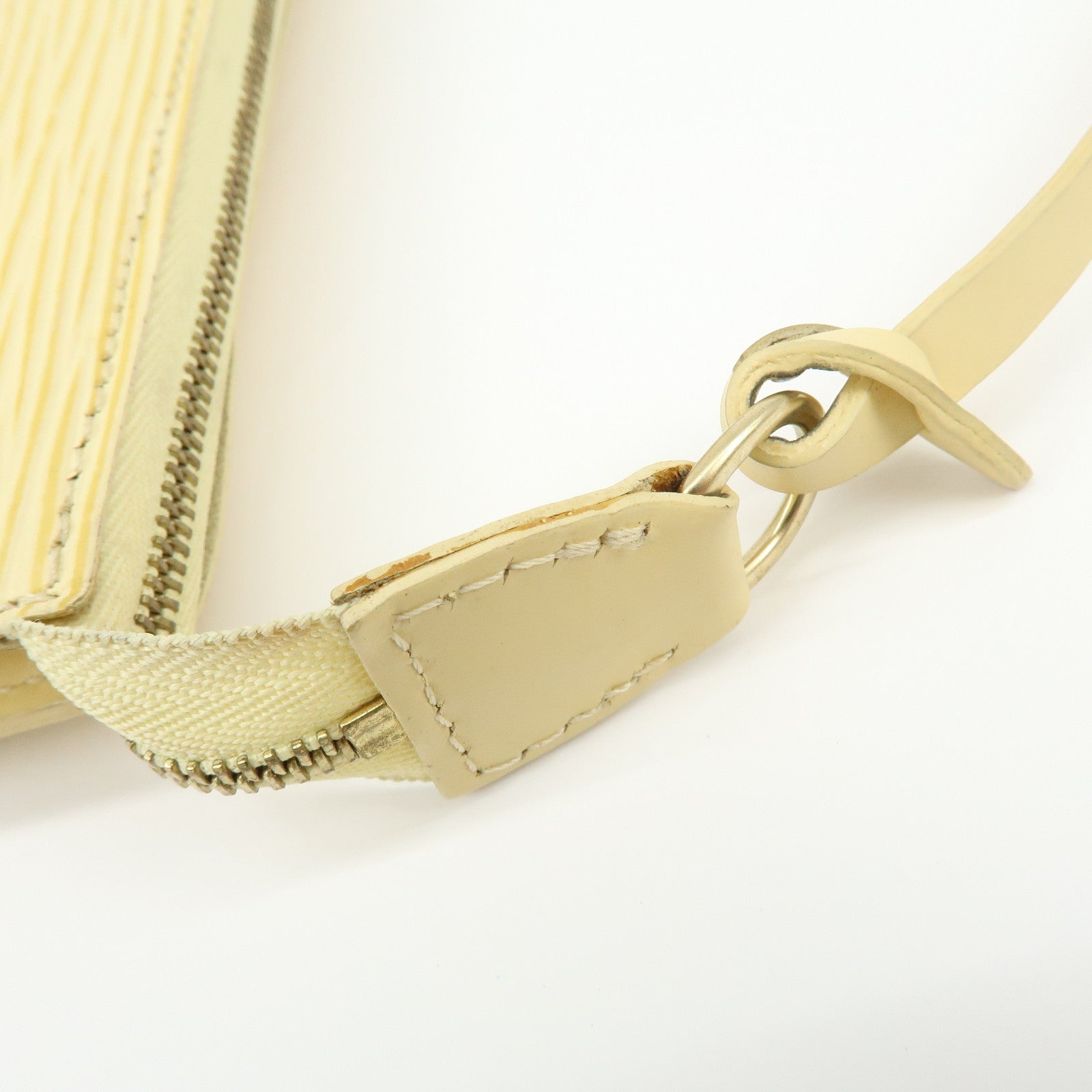 Louis Vuitton Epi Leather Pochette Accessoires Pouch Vanilla M5294A