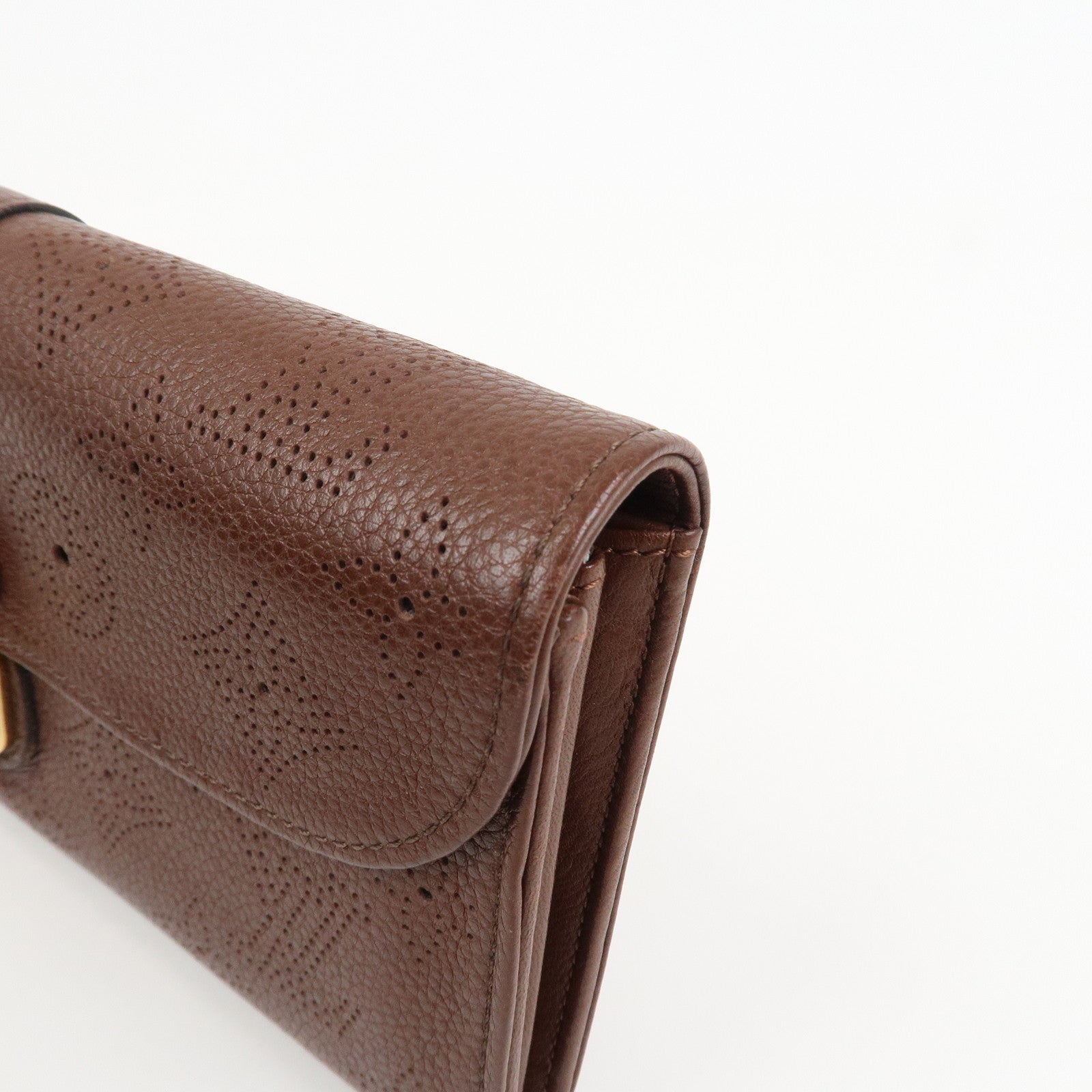 Louis Vuitton Monogram Mahina Portefeuilles Amelia Long Wallet Acajou M58125