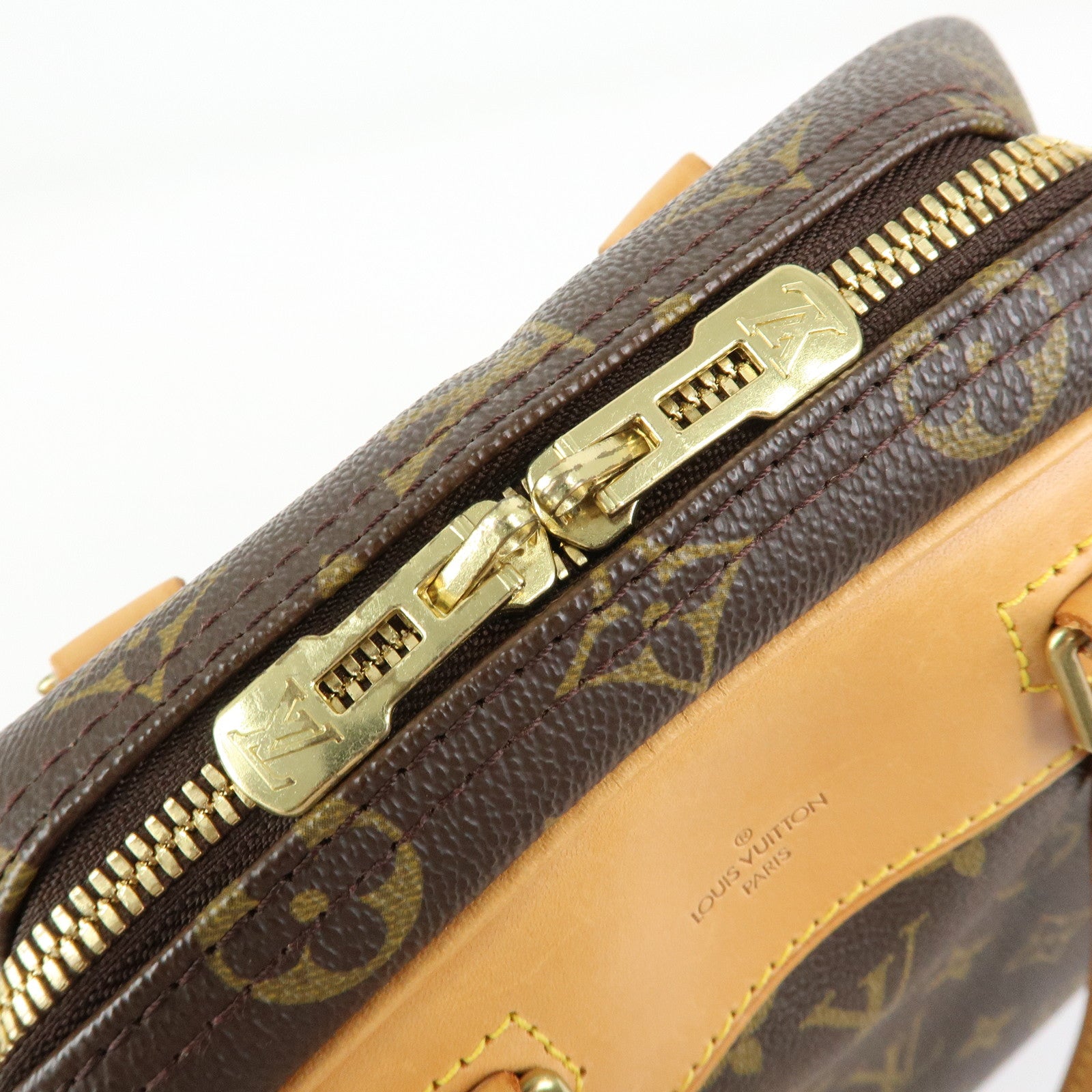 Louis Vuitton Monogram Excursion Shoes Case Hand Bag M41450
