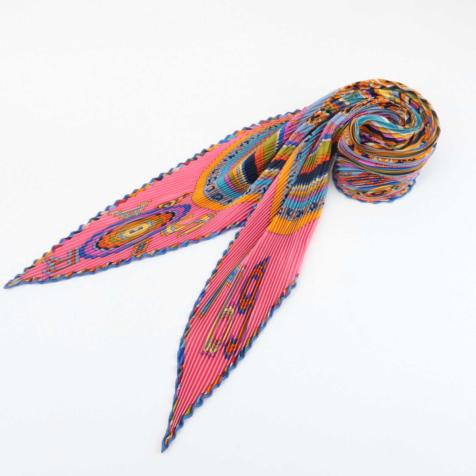 HERMES Carre Pleats Silk 100% Scarf FRANCE PARIS 24 Fbg Used