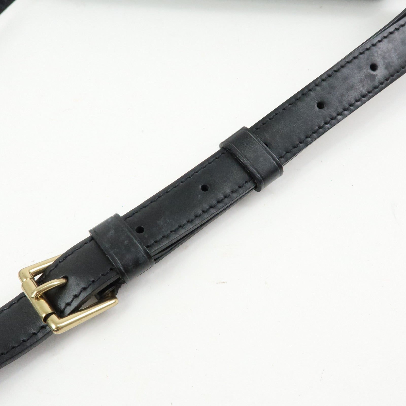 Louis Vuitton Epi Saint Cloud Shoulder Crossbody Bag Noir M52192