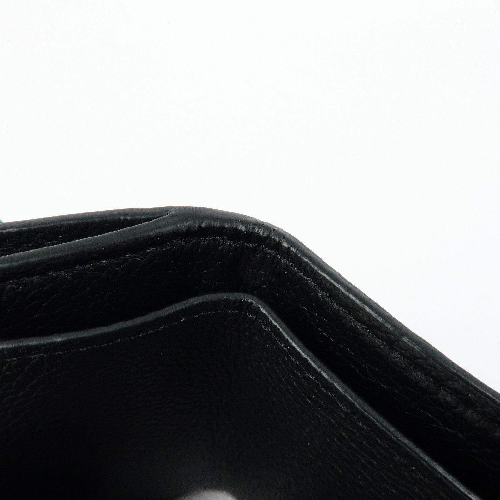 Louis Vuitton Lockme Portefeuille Lock Mini Compact Wallet M63921