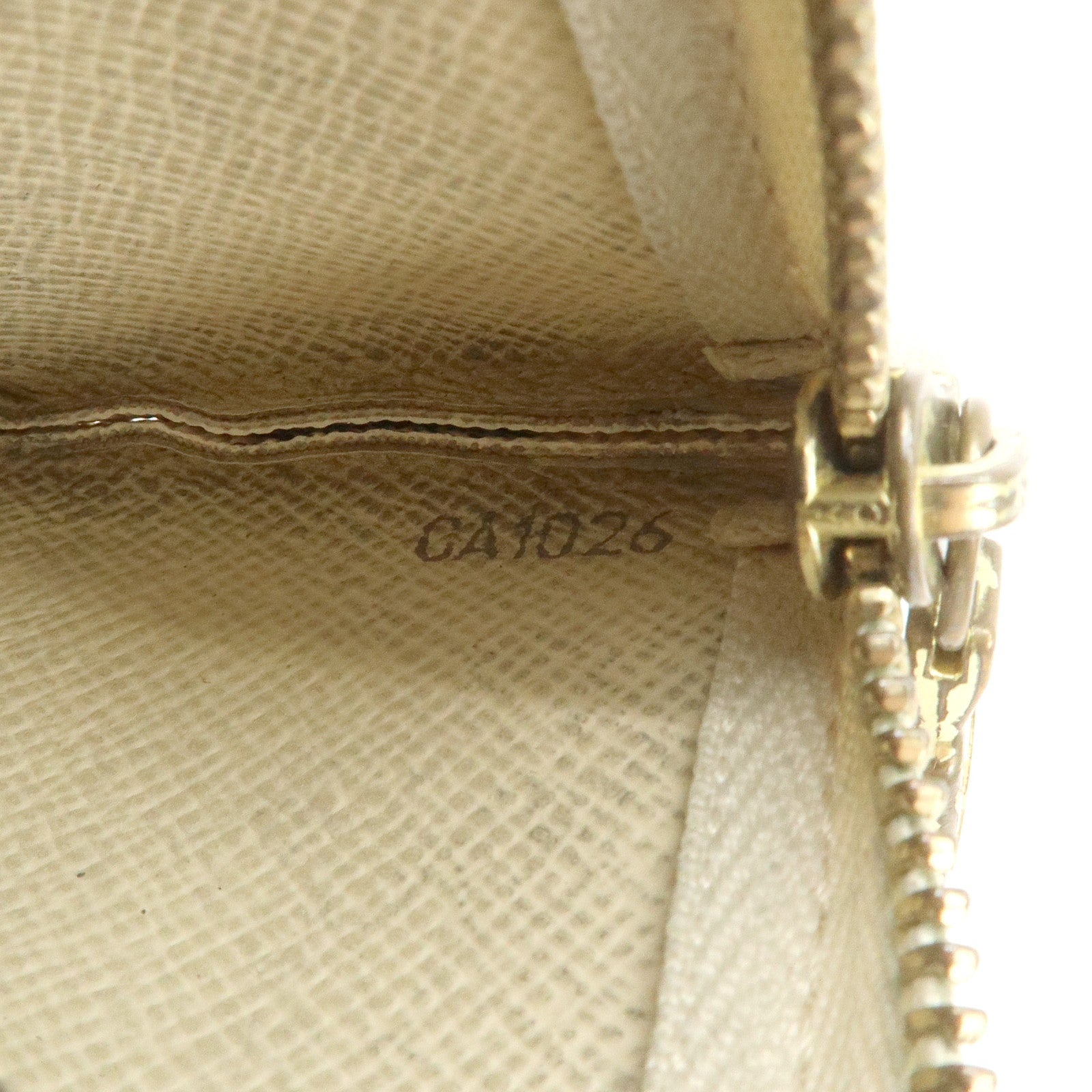 Louis Vuitton Damier Azur Pochette Cles Coin Case N62659