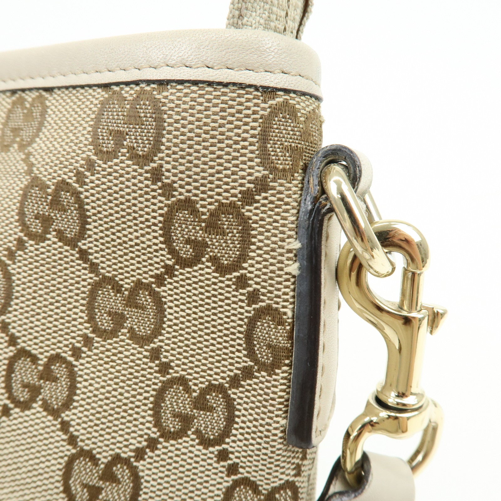 GUCCI GG Canvas Leather Shoulder Crossbody Bag Beige White 388924