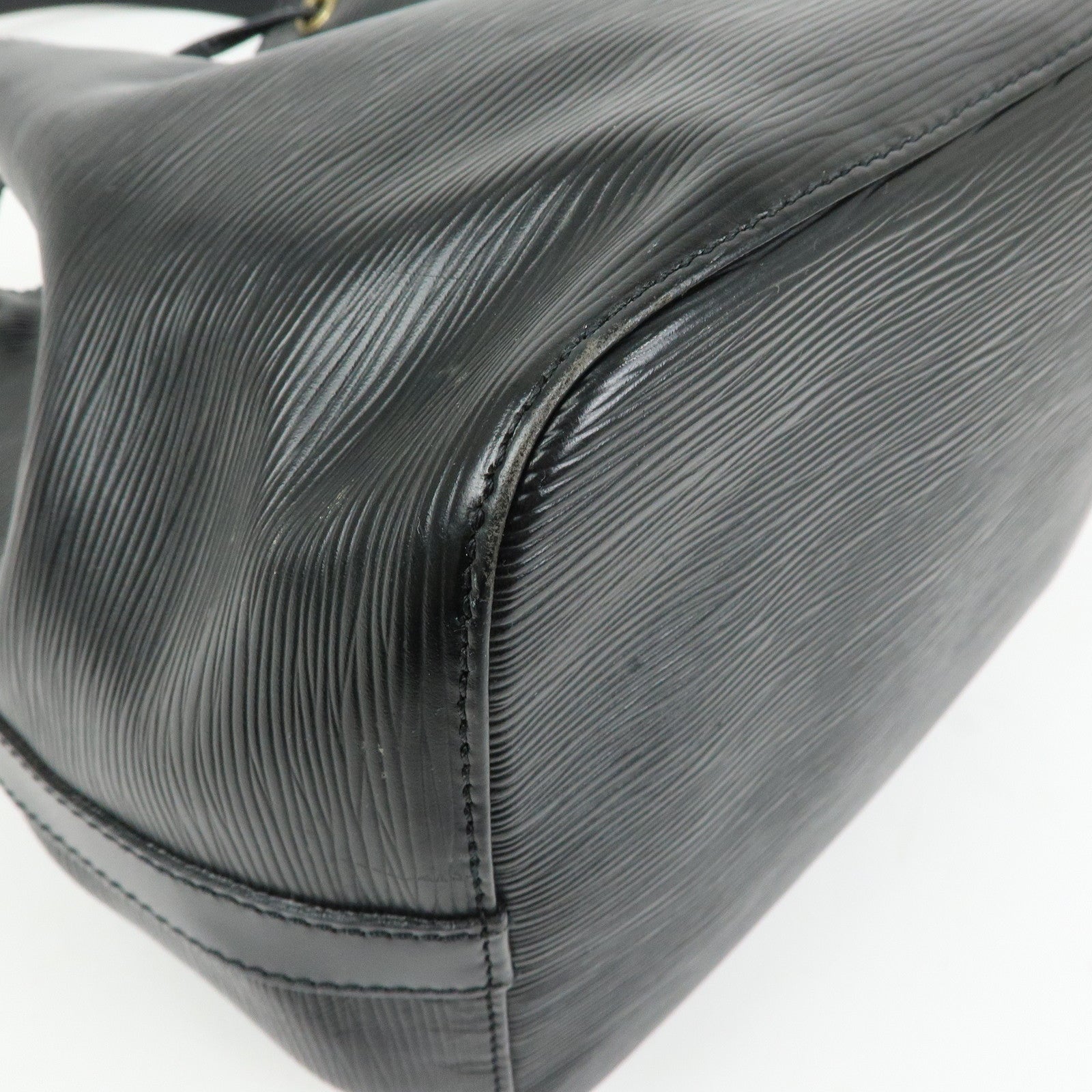 Louis Vuitton Epi Petit Noe Shoulder Bag Noir Black M59012