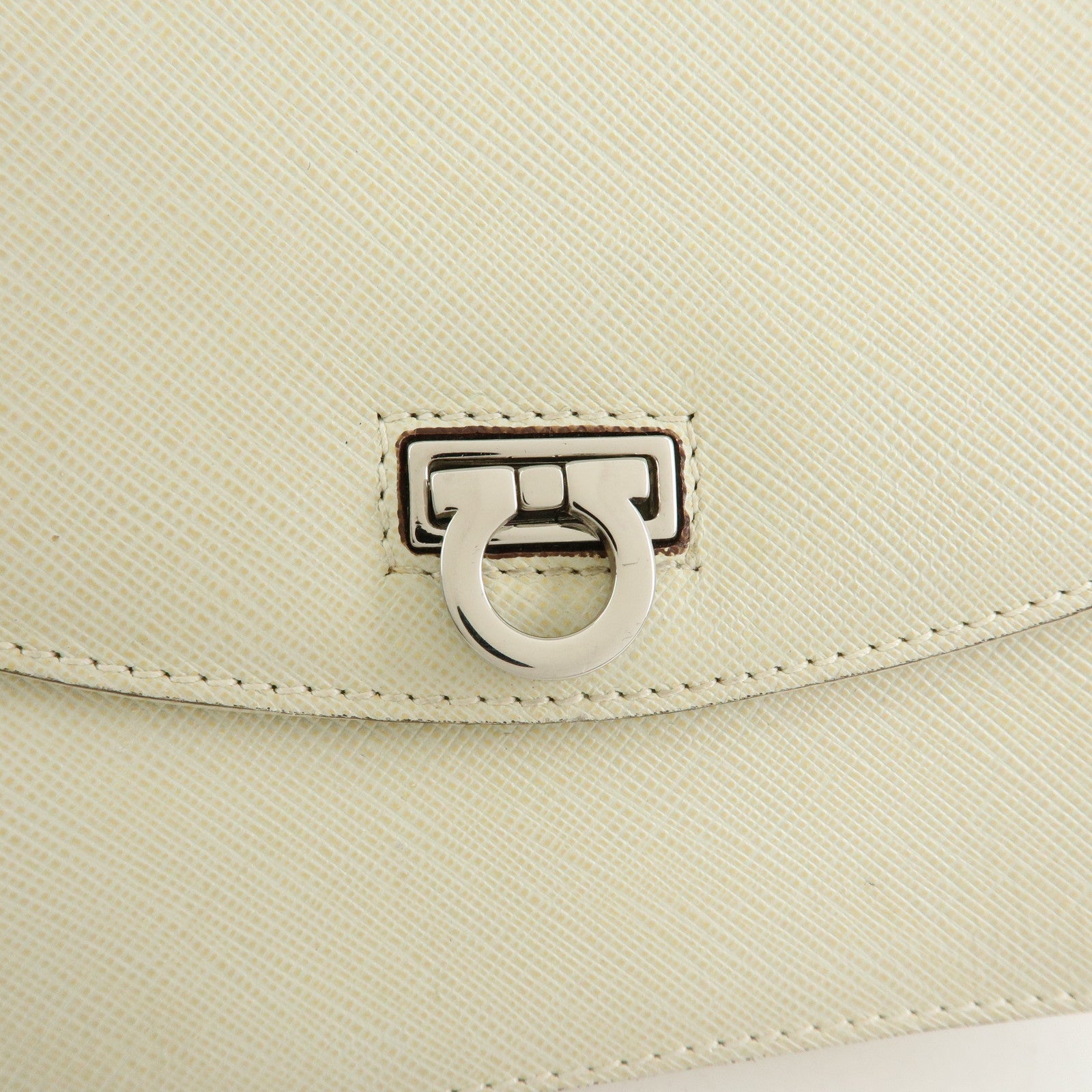 Ferragamo Gancini Leather Chain Shoulder Bag Crossbody Bag Ivory