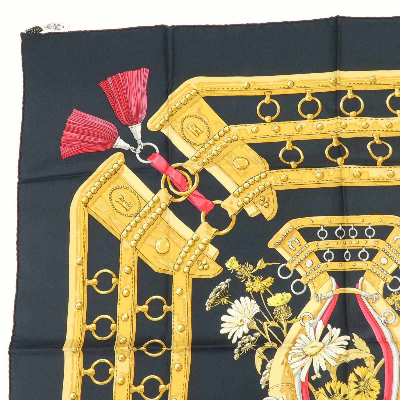 HERMES Carre 90 Silk 100% aux champs Scarf Black Yellow Red