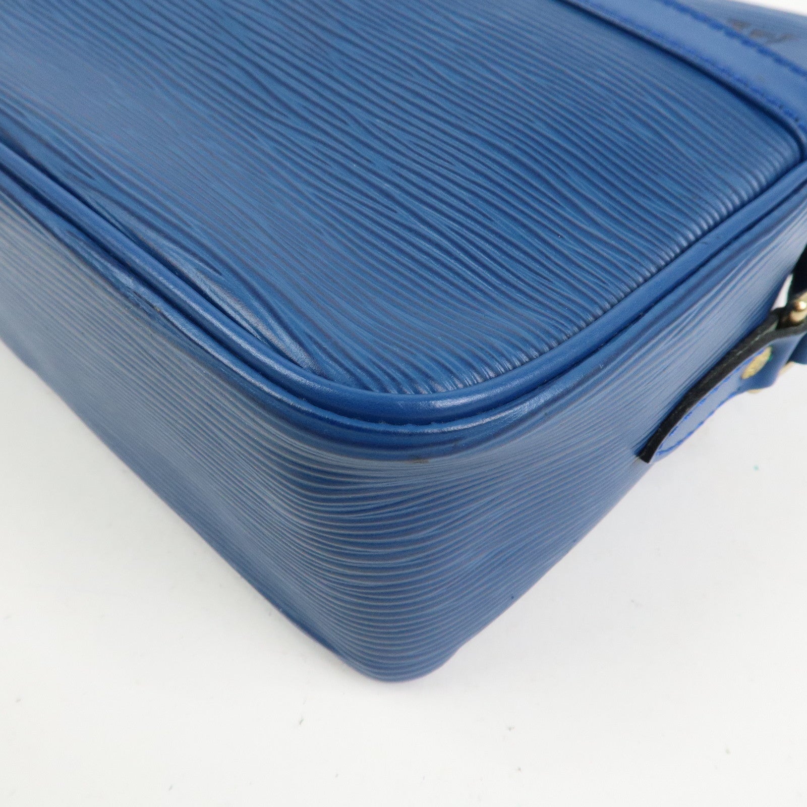 Louis Vuitton Epi Trocadero 27 Shoulder Bag Toledo Blue M51315