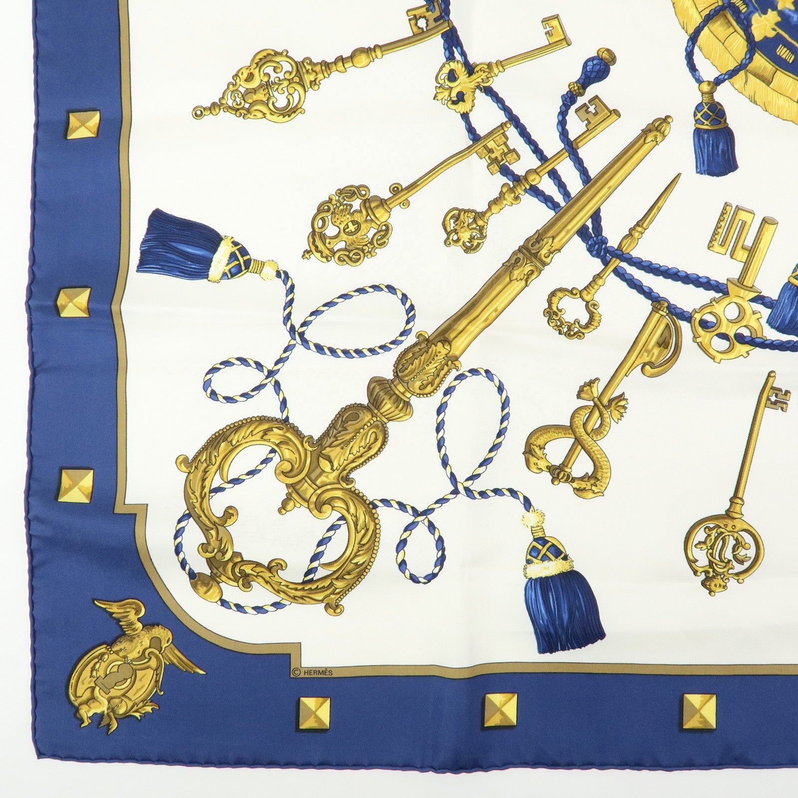 HERMES Carre 90 Silk 100% Scarf LES CLES THE KEYS RARE White Navy