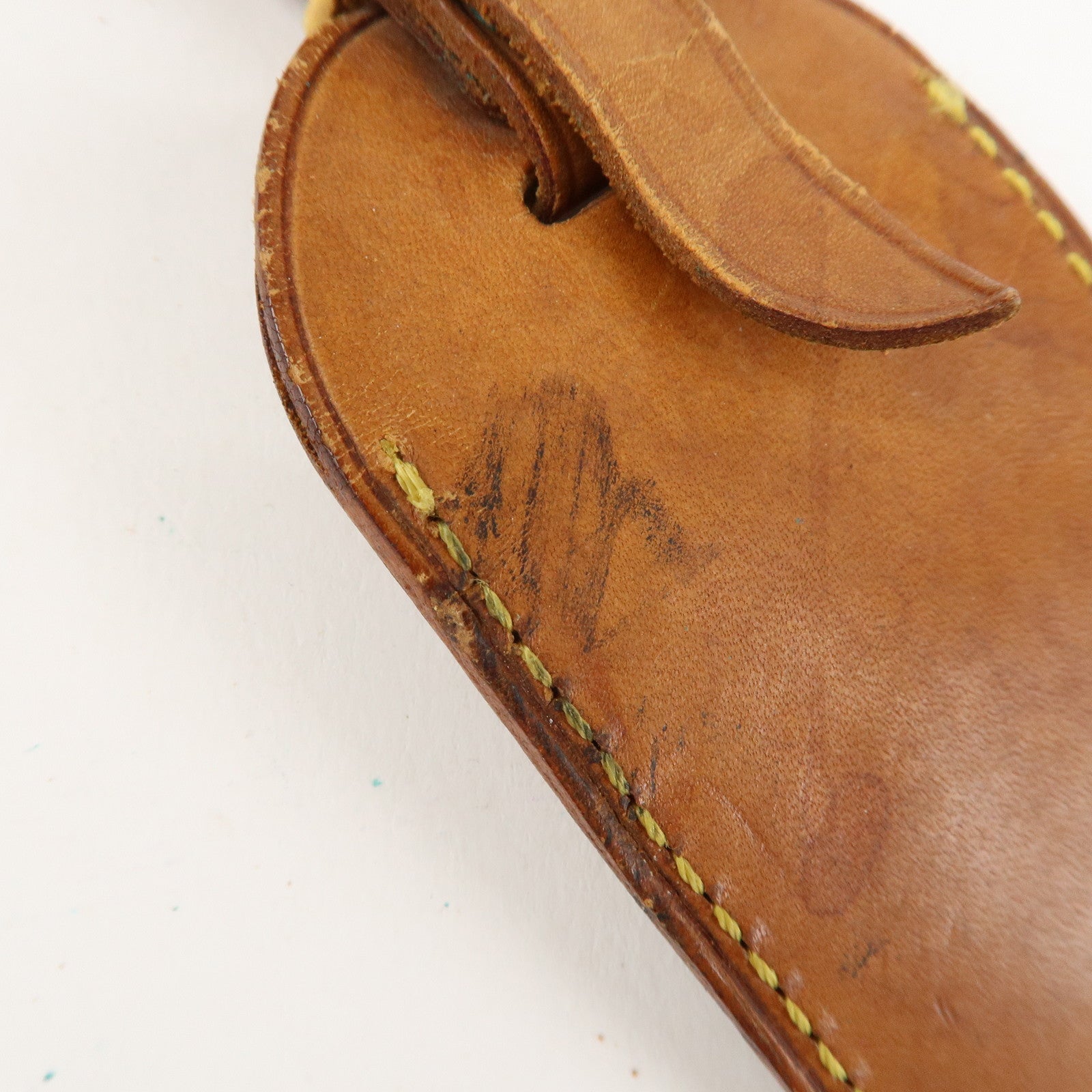 Louis Vuitton Set of 10Nume Leather Name Tag & Poignet Natural Used