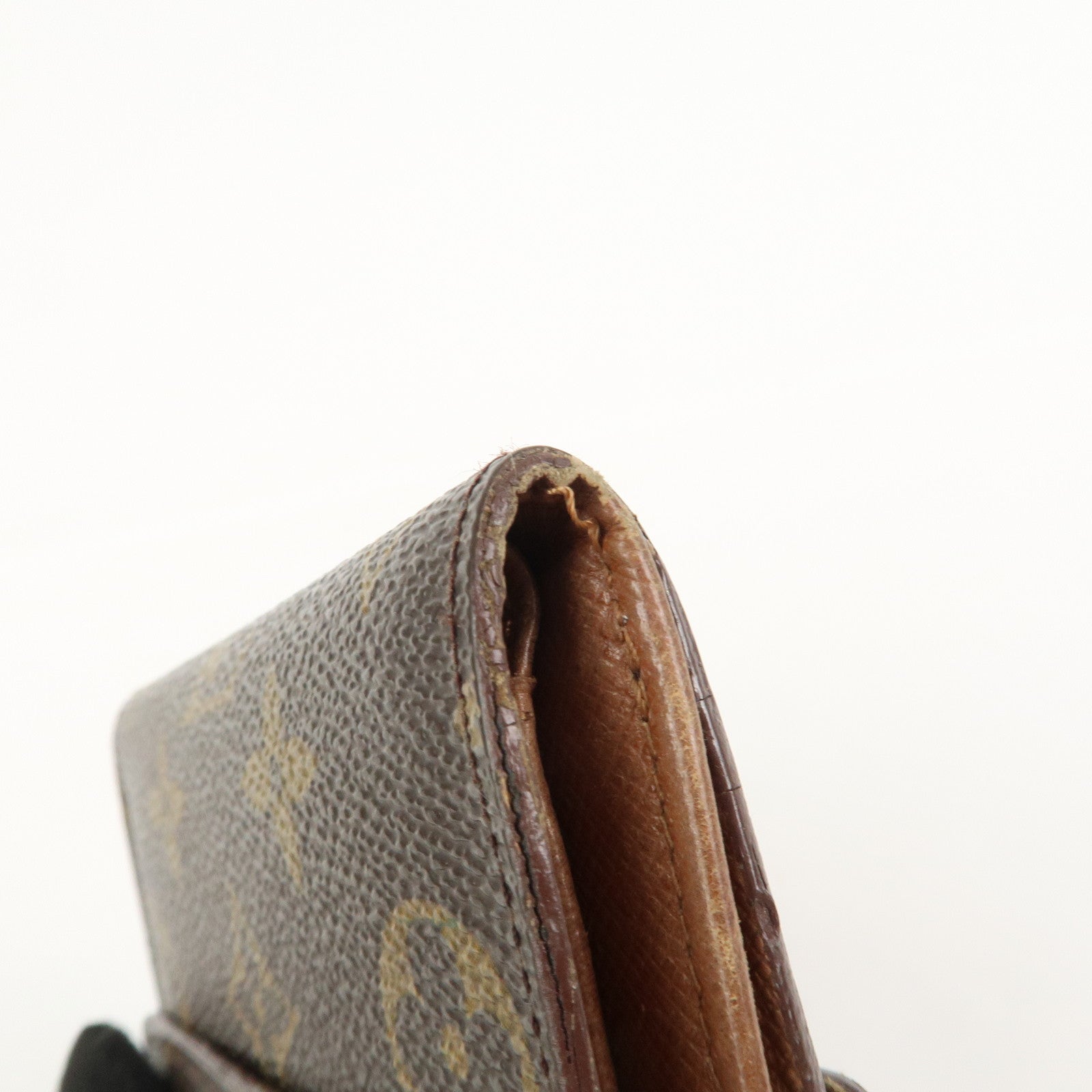 Louis Vuitton Monogram Porte Monnaie Billet Carte Credit M61652