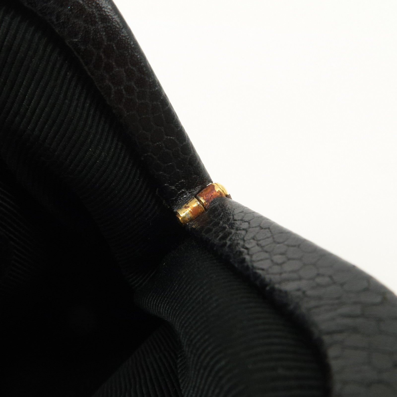 CHANEL COCO Mark Caviarskin Purse Wallet Pouch Black Used