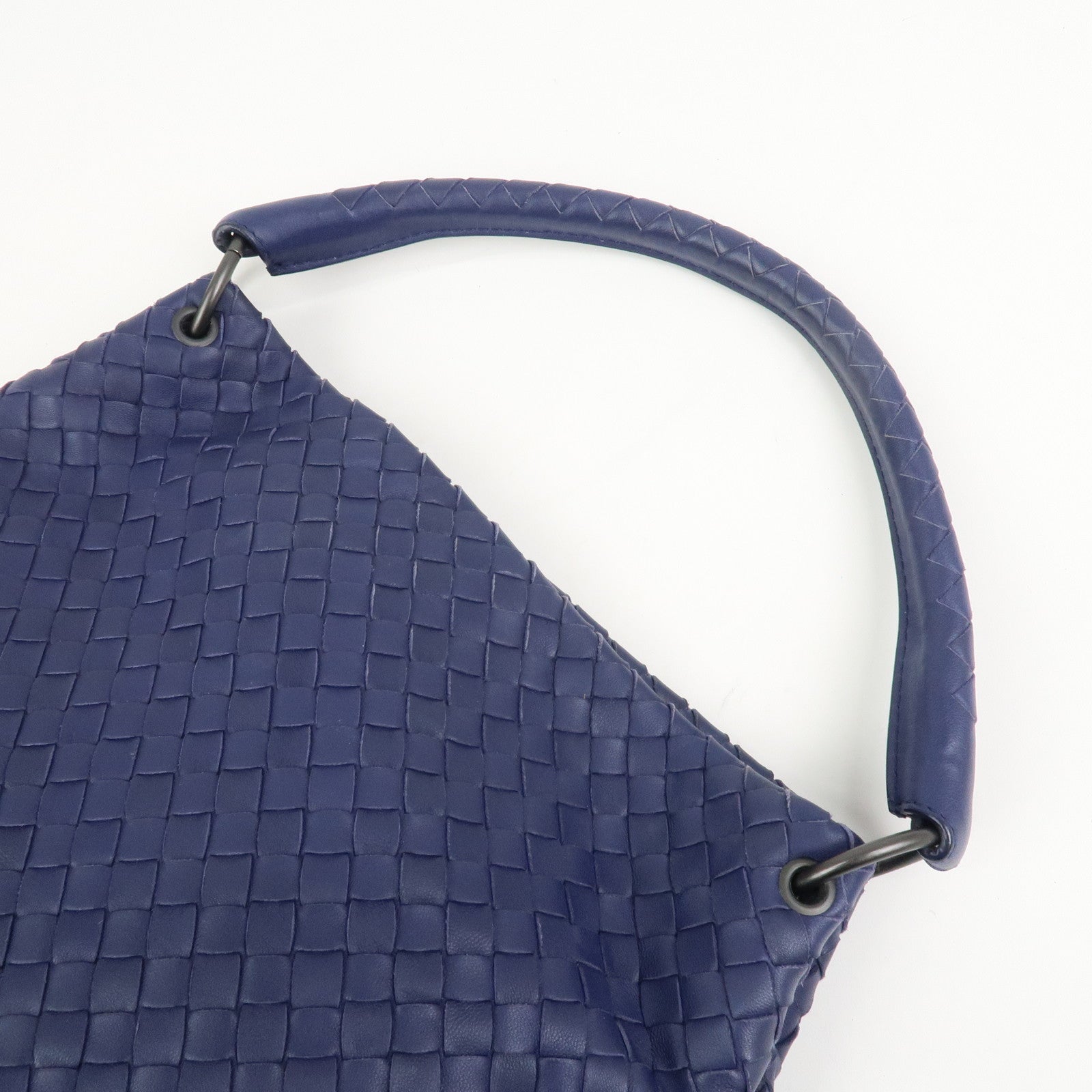 BOTTEGA VENETA Intrecciato Leather Shoulder Bag Navy 255690