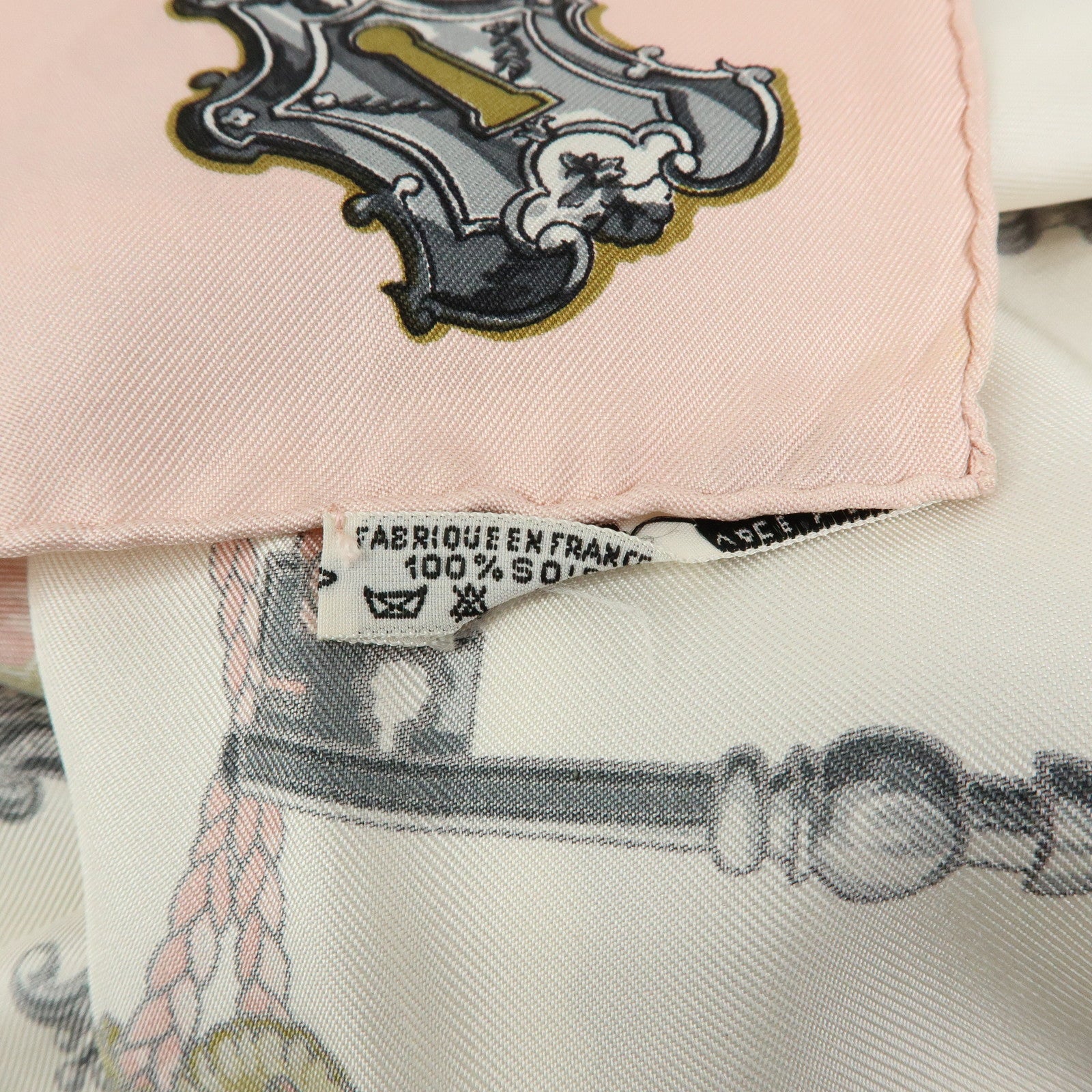 HERMES Carre 90 Silk 100% Scarf LES CLES THE KEYS RARE White Pink