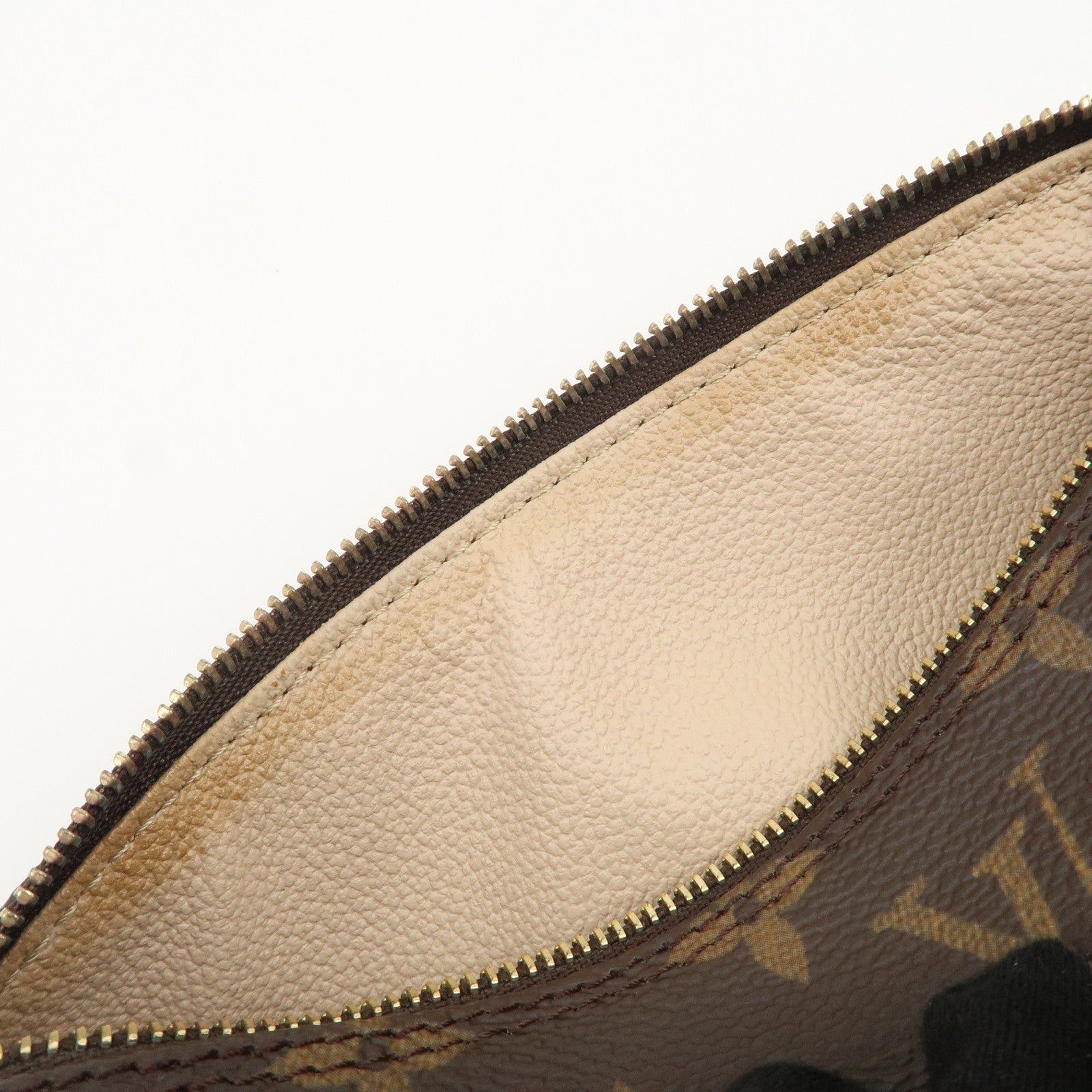 Louis Vuitton Monogram Trousse Ronde Pen Case Brown M47630