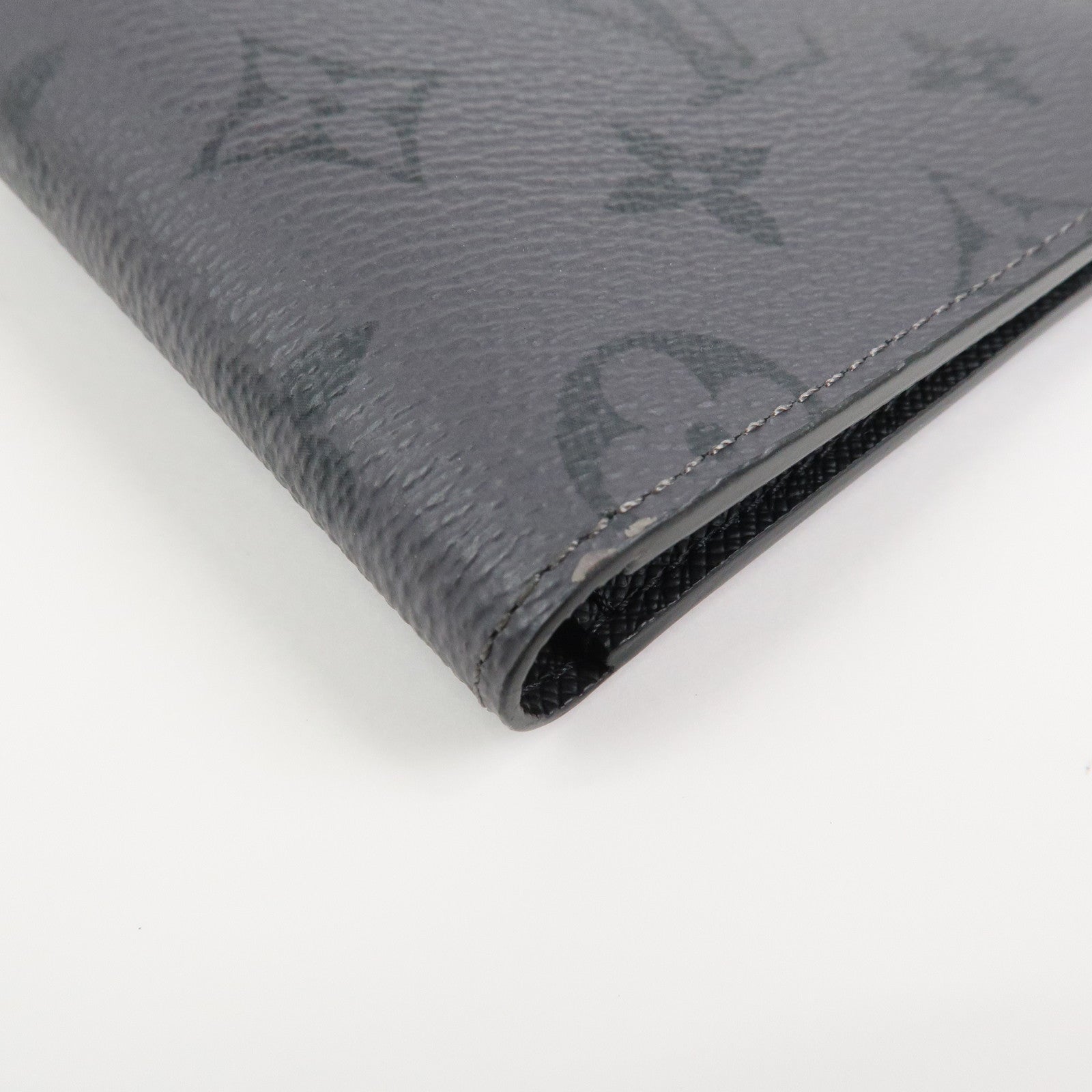 Louis Vuitton Monogram Eclips Portefeuille Slender Wallet M80906