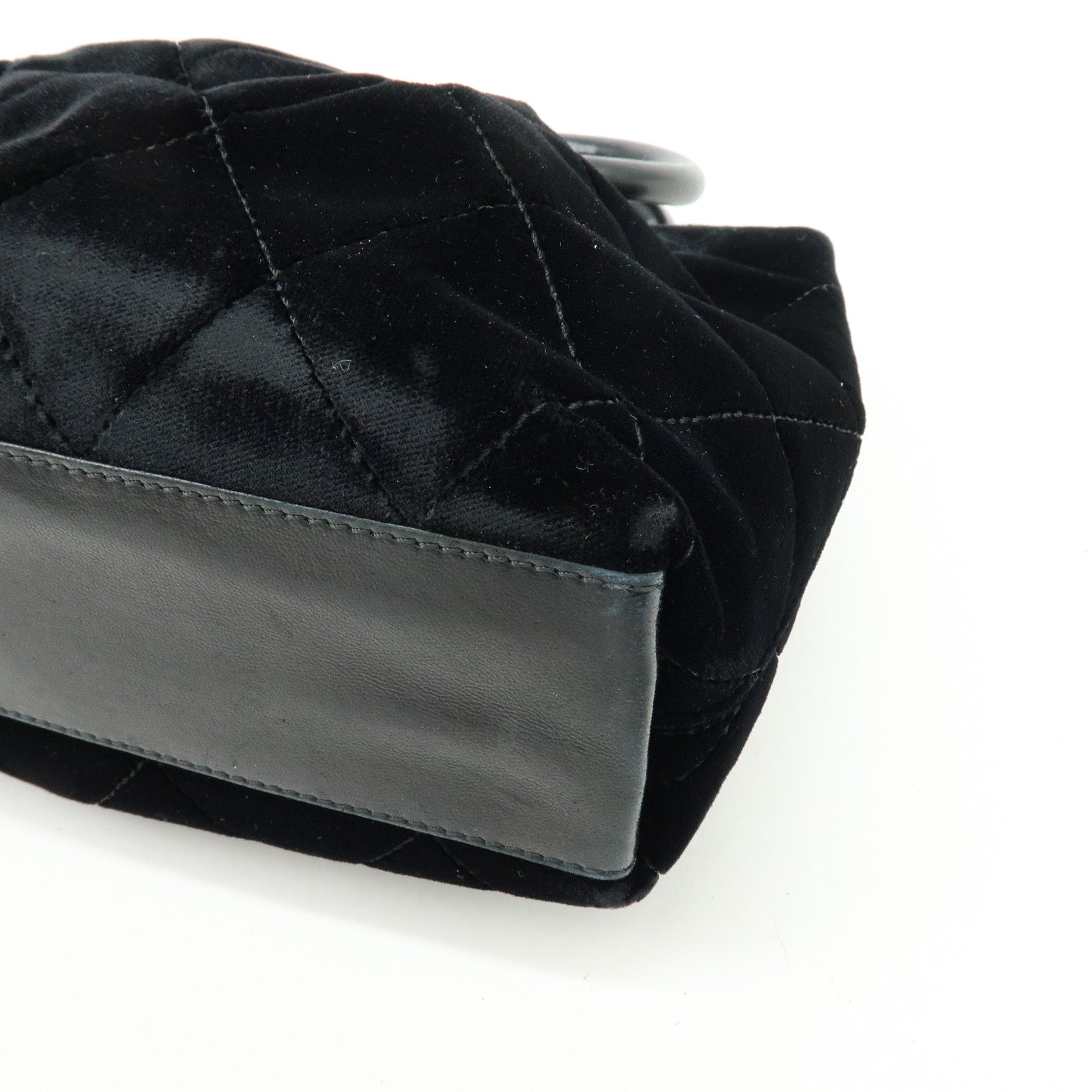 CHANEL Matelasse Circle Handle COCO Mark Velvet Lambskin Hand Bag