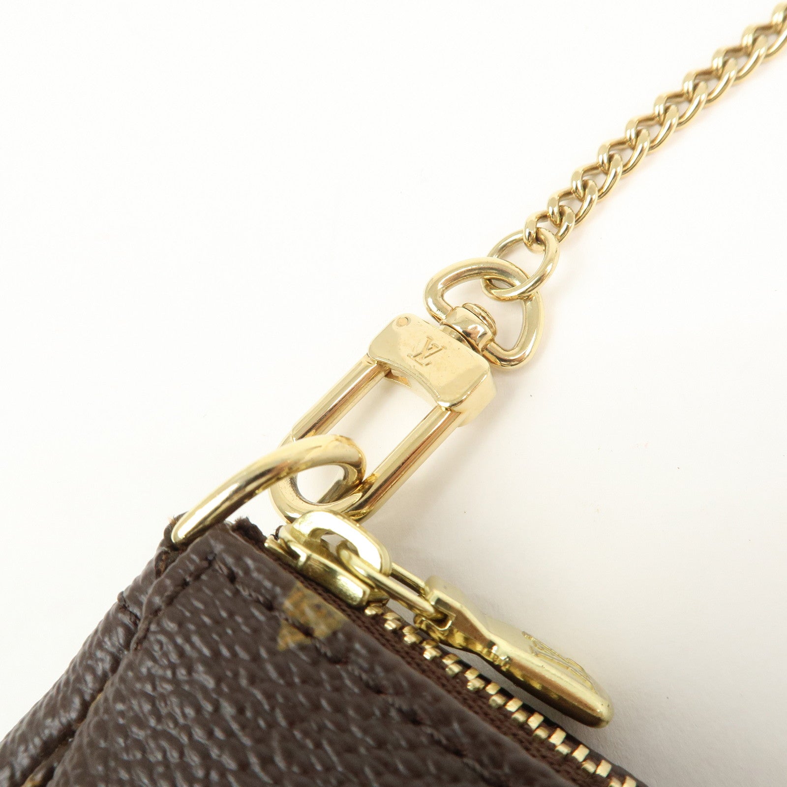 Louis Vuitton Monogram Mini Pochette Accessoires Hand Bag M58009