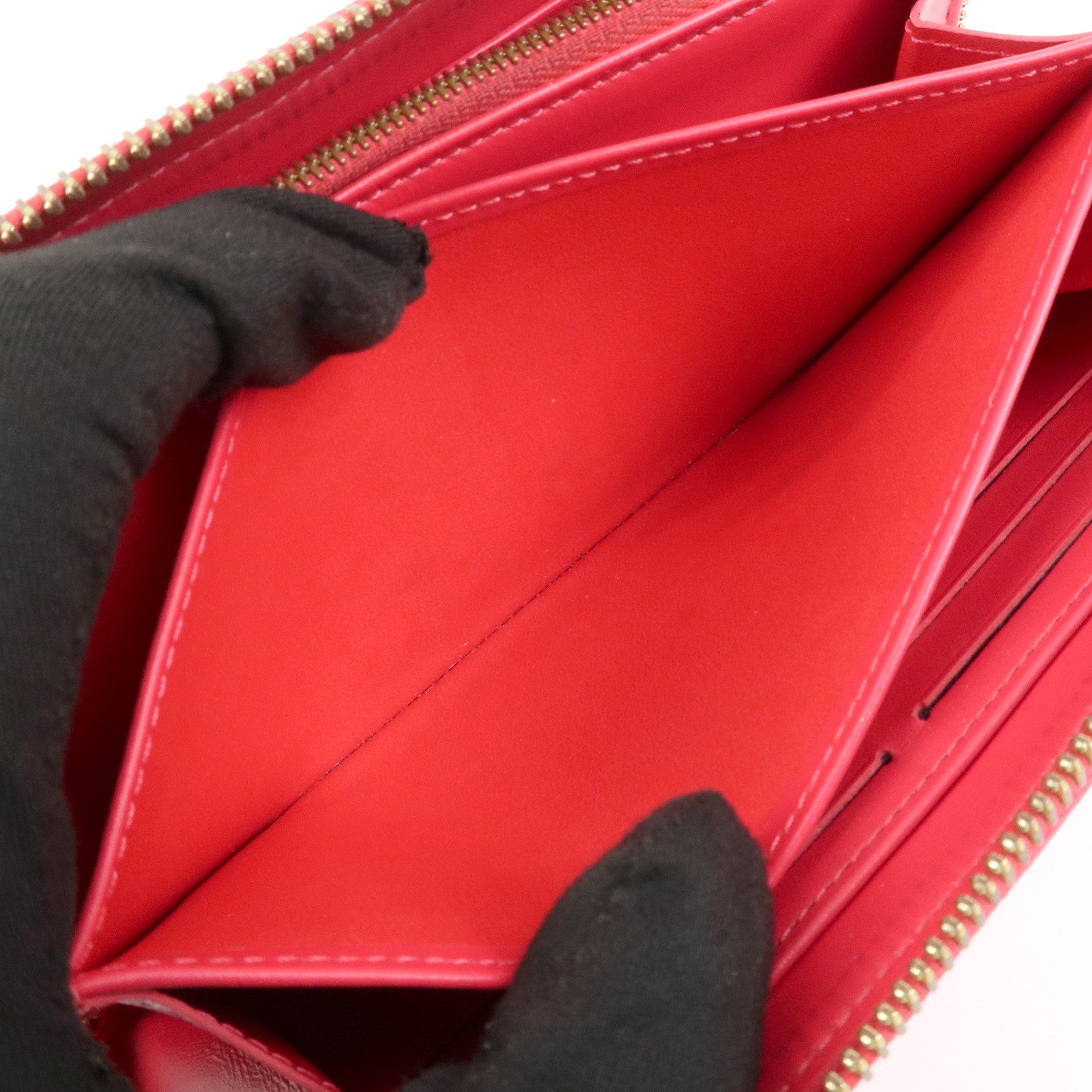 Louis Vuitton Monogram Vernis Zippy Wallet Rouge Grenadine M91732
