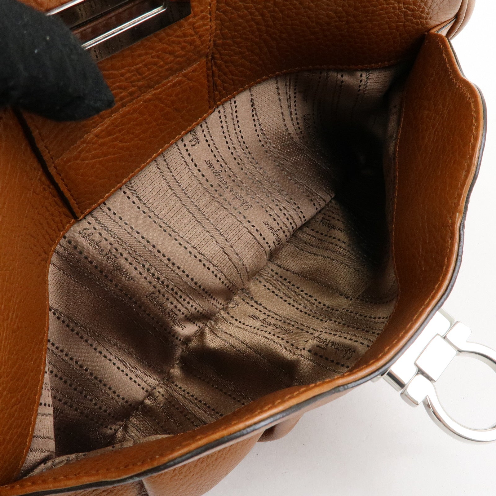 Ferragamo Gancini Leather Pleated Shoulder Bag Hand Bag Brown
