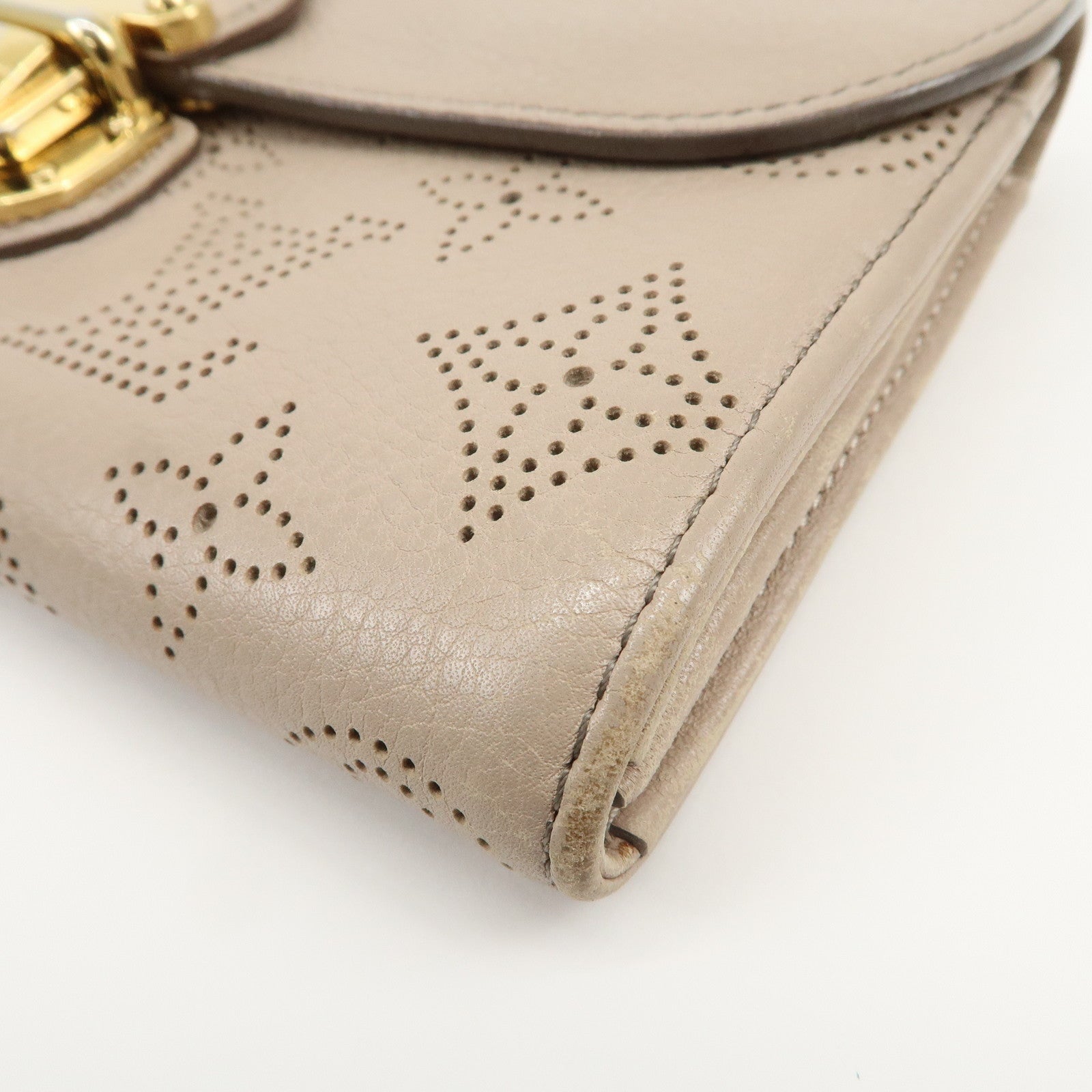 Louis Vuitton Monogram Mahina Portefeuille Iris Long Wallet M58094