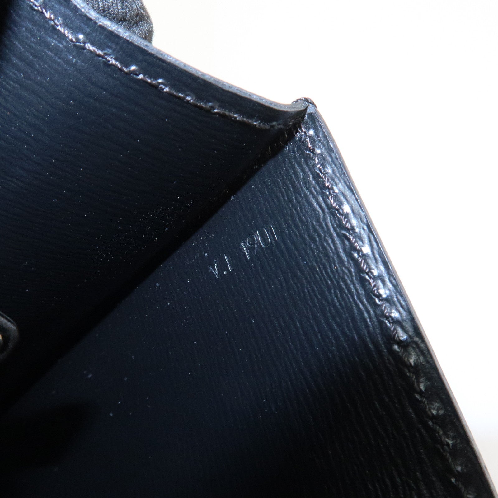 Louis Vuitton Epi leather Hublot Clutch Bag Noir M52557