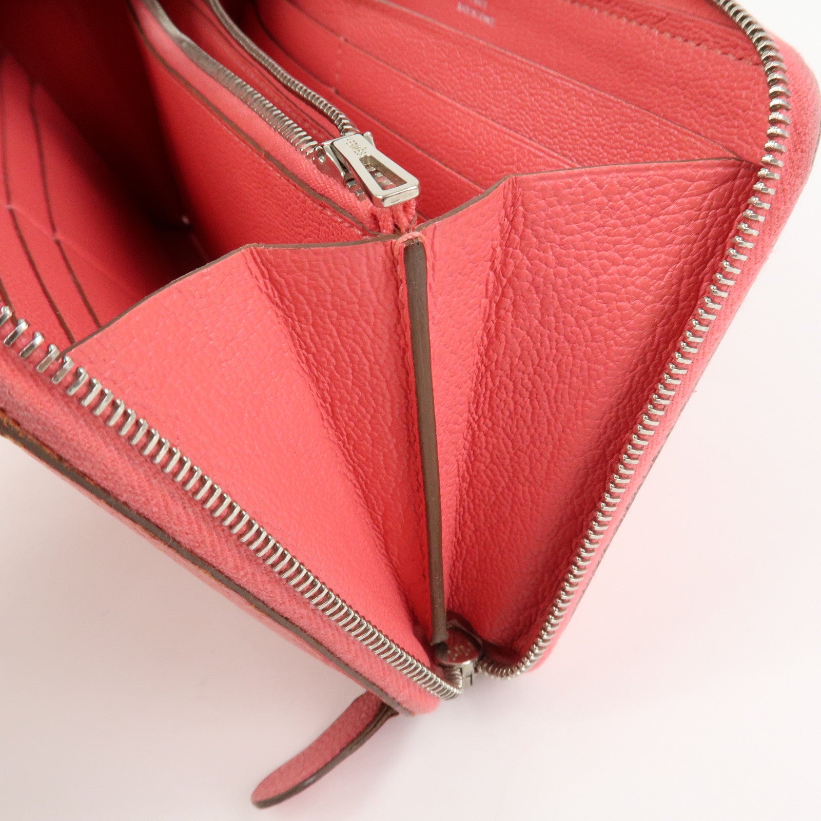 HERMES Evelyne Azap Leather 笆｡P Stamped Round Zippy Long Wallet Pink