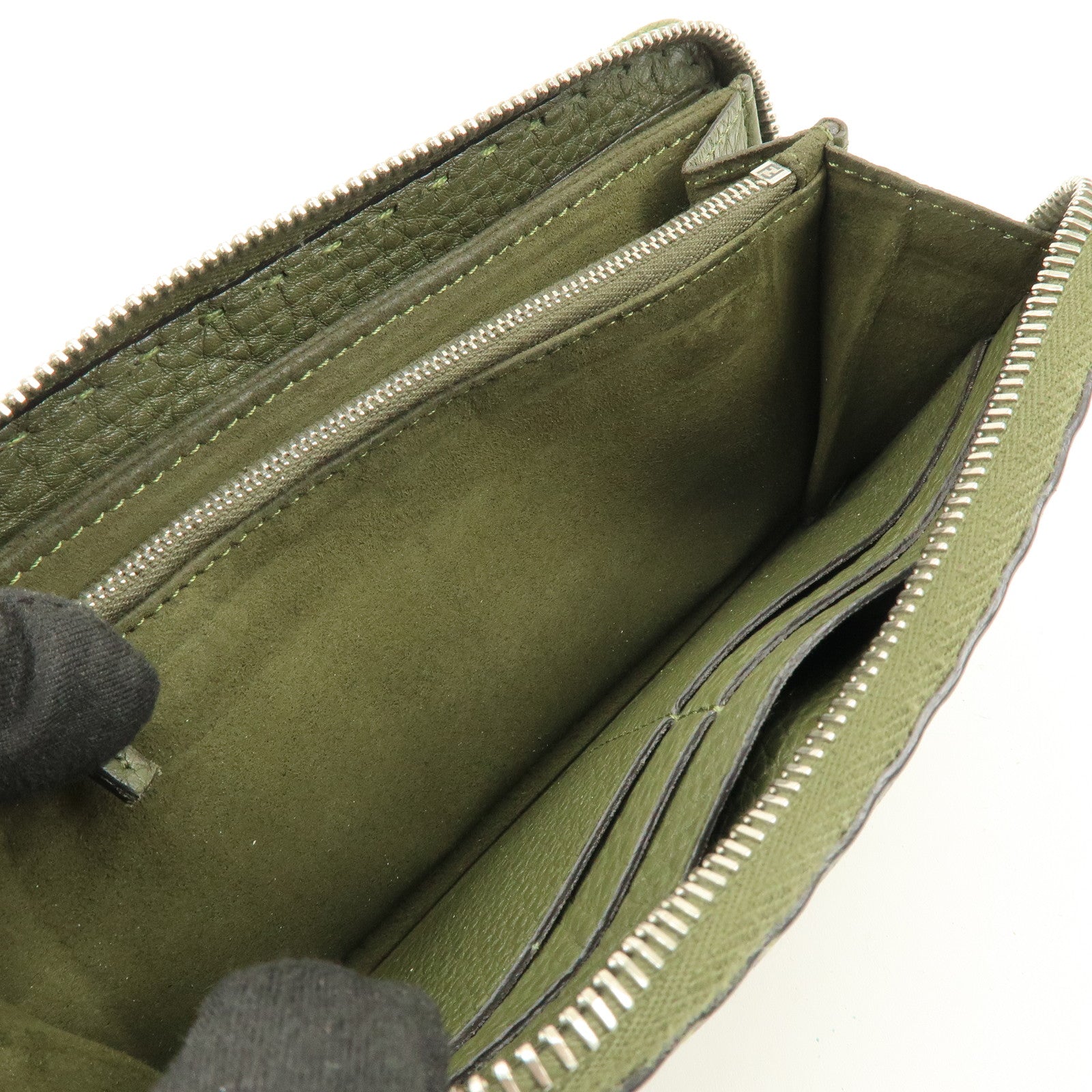 FENDI Selleria Leather Zippy Long Wallet Khaki 8M0299