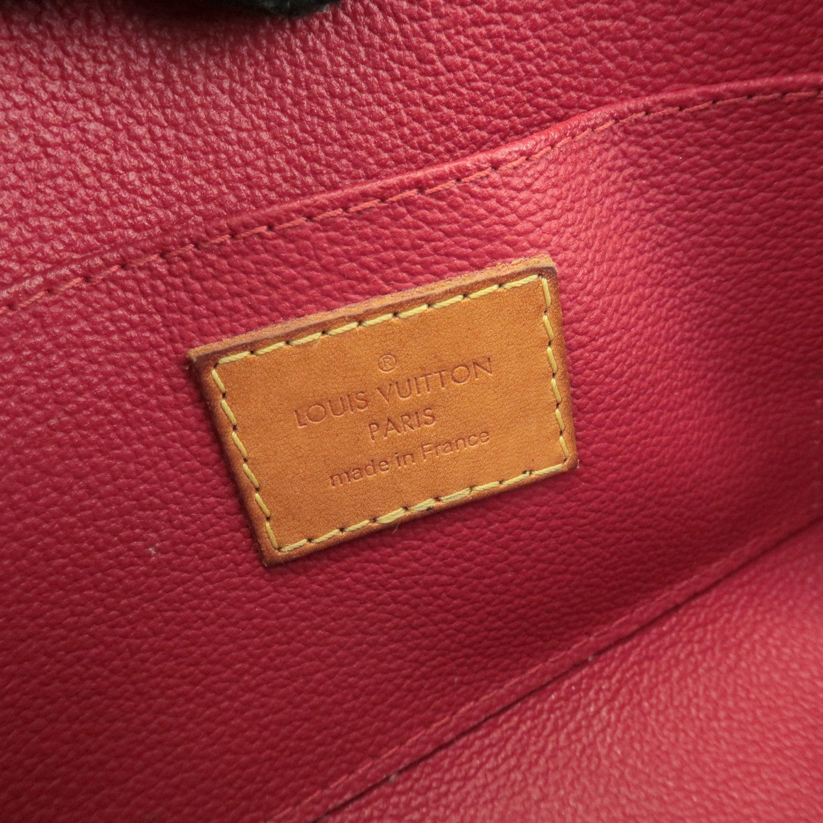 Louis Vuitton Monogram Vernis Leather Cosmetic Pouch Rose M90009