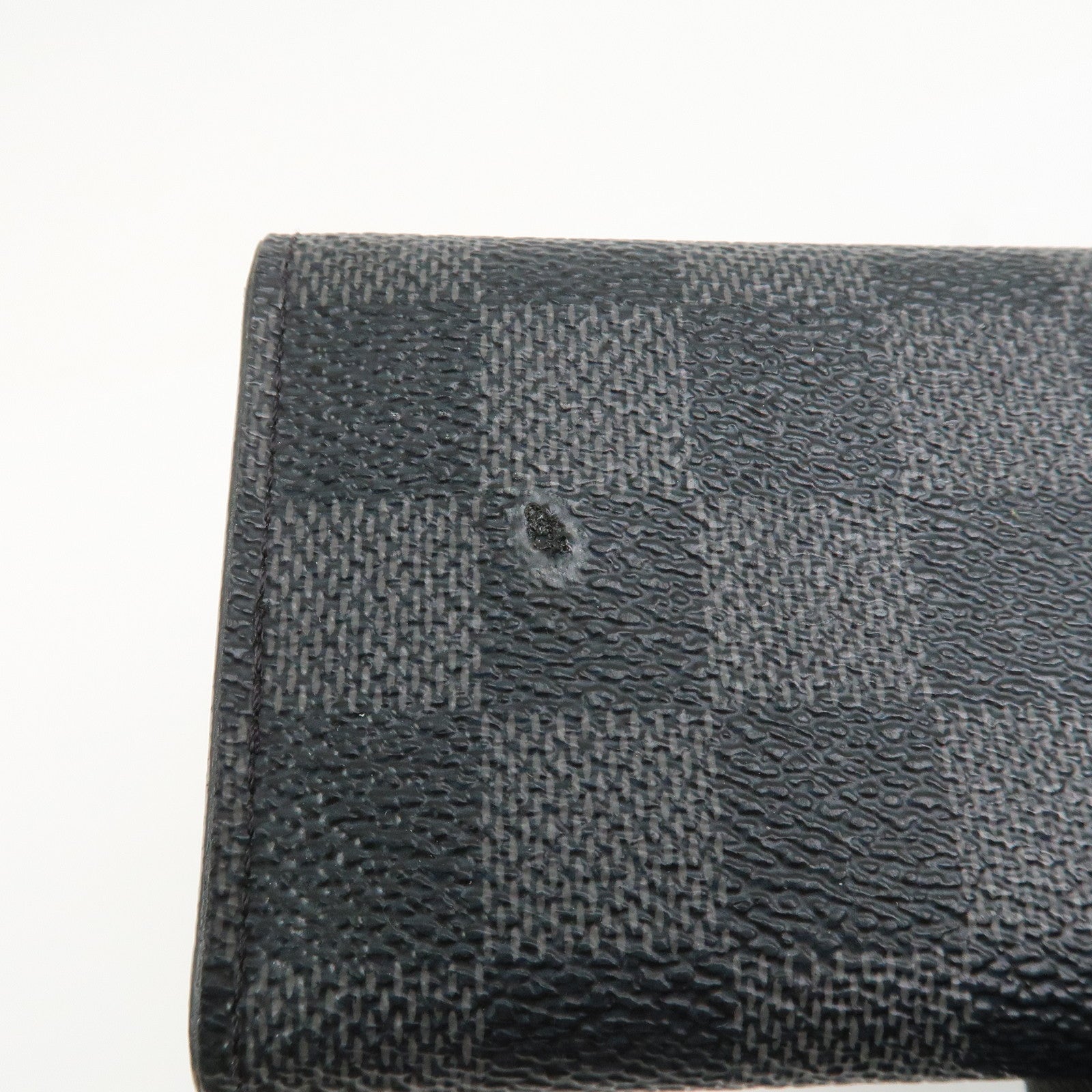 Louis Vuitton Damier Graphite Multicle 6 Key Case Gray Black N62662