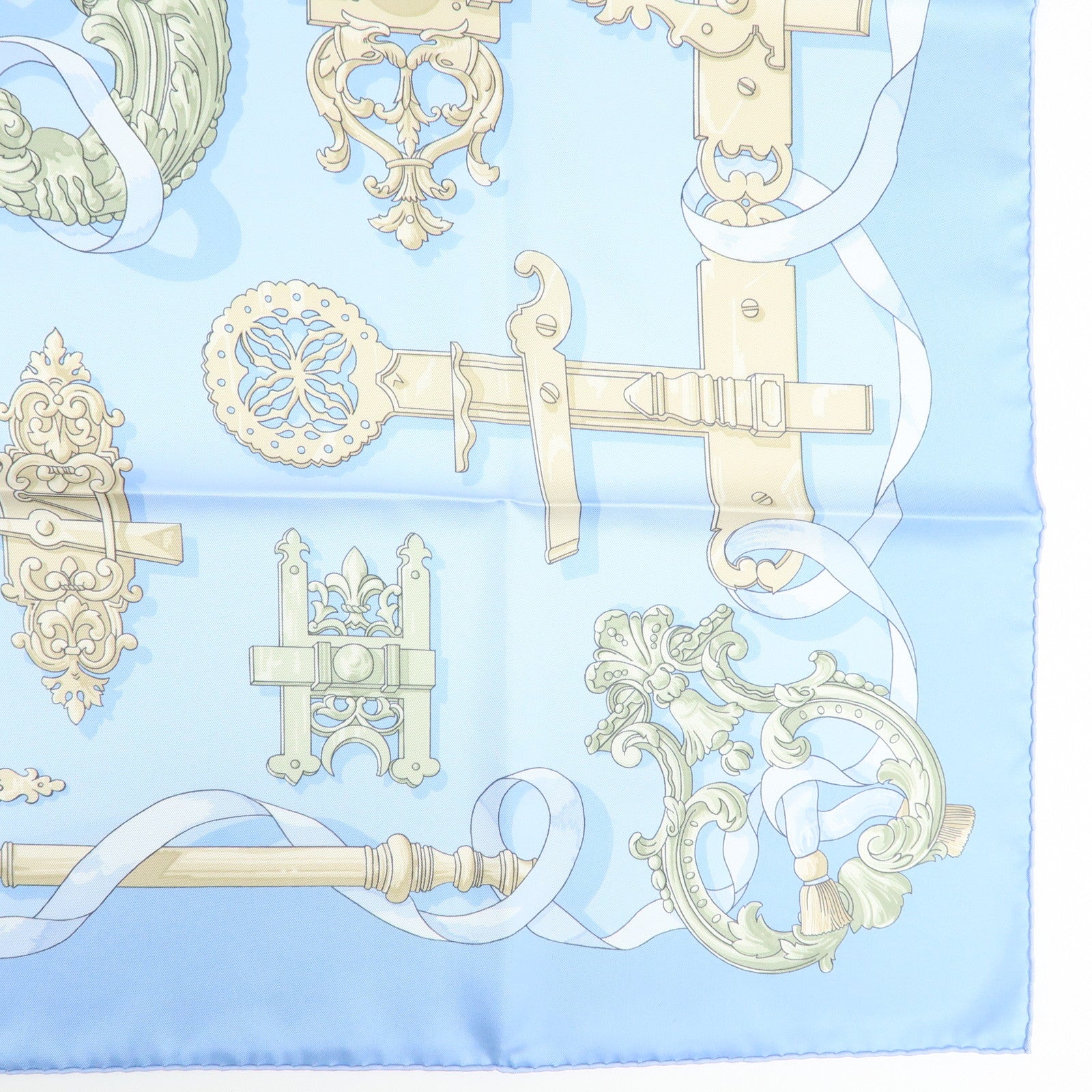 HERMES Carre 90 Silk 100% Scarf Ferronnerie Light Blue