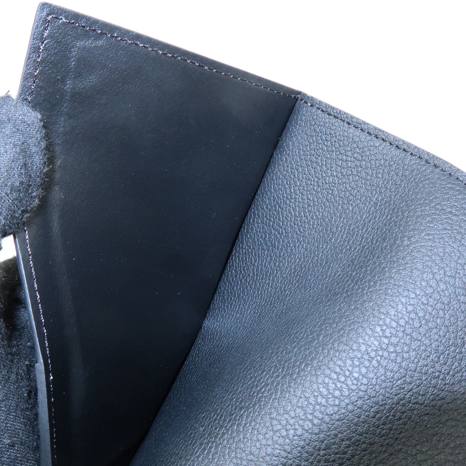 Louis Vuitton Monogram Empreinte Couverture Passeport NM M63914