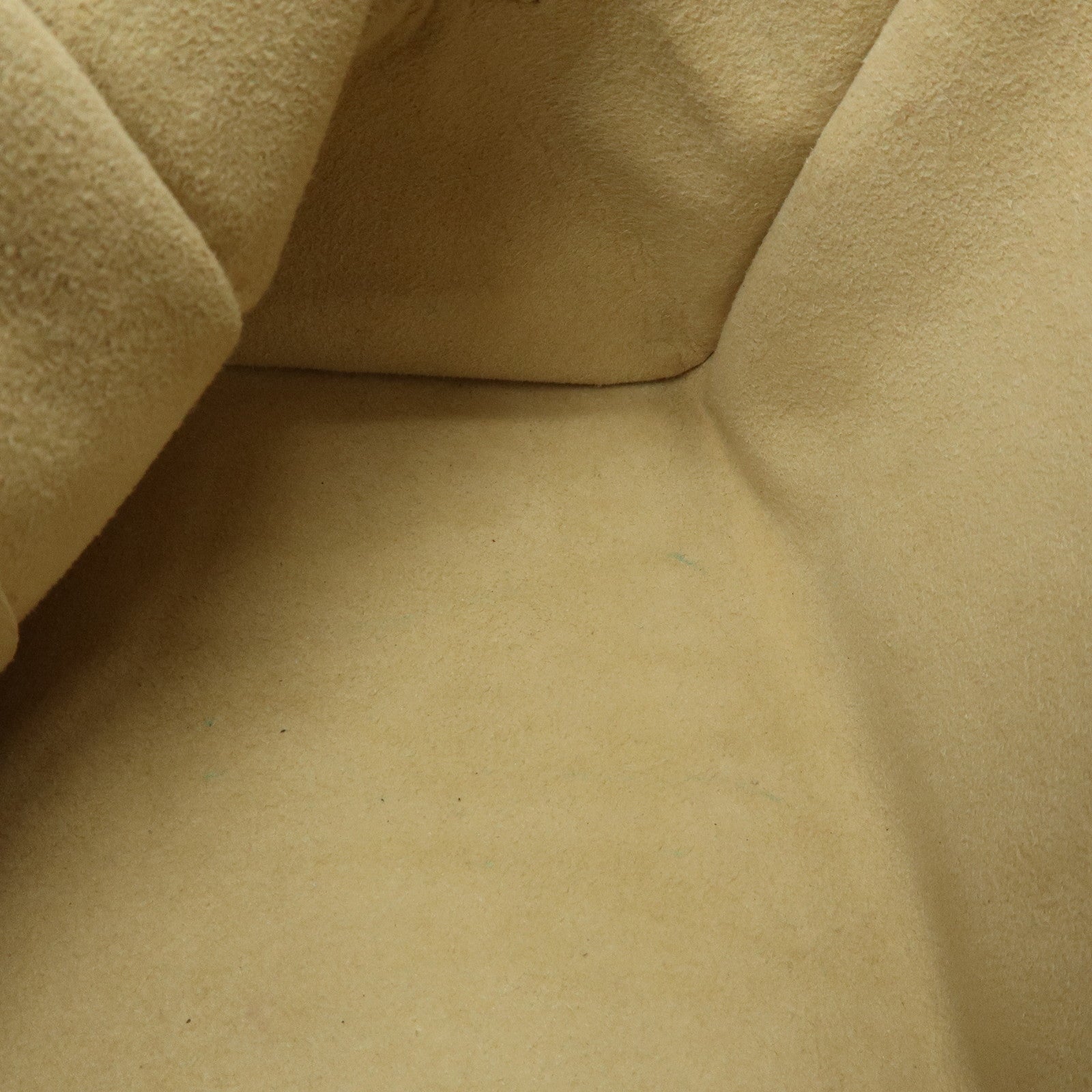 Louis Vuitton Monogram Manhattan PM Hand Bag Brown M40026