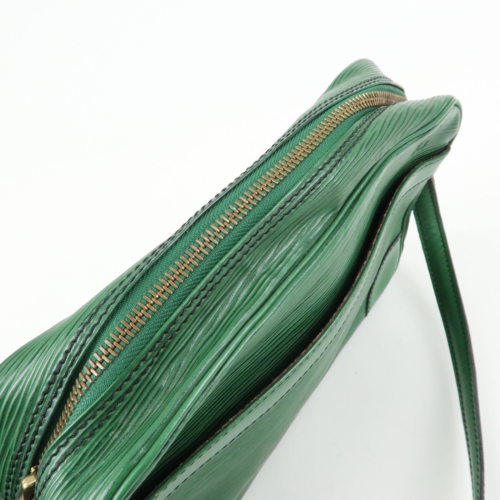 Louis Vuitton Epi Trocadero 24 Shoulder Bag Borneo Green M52304