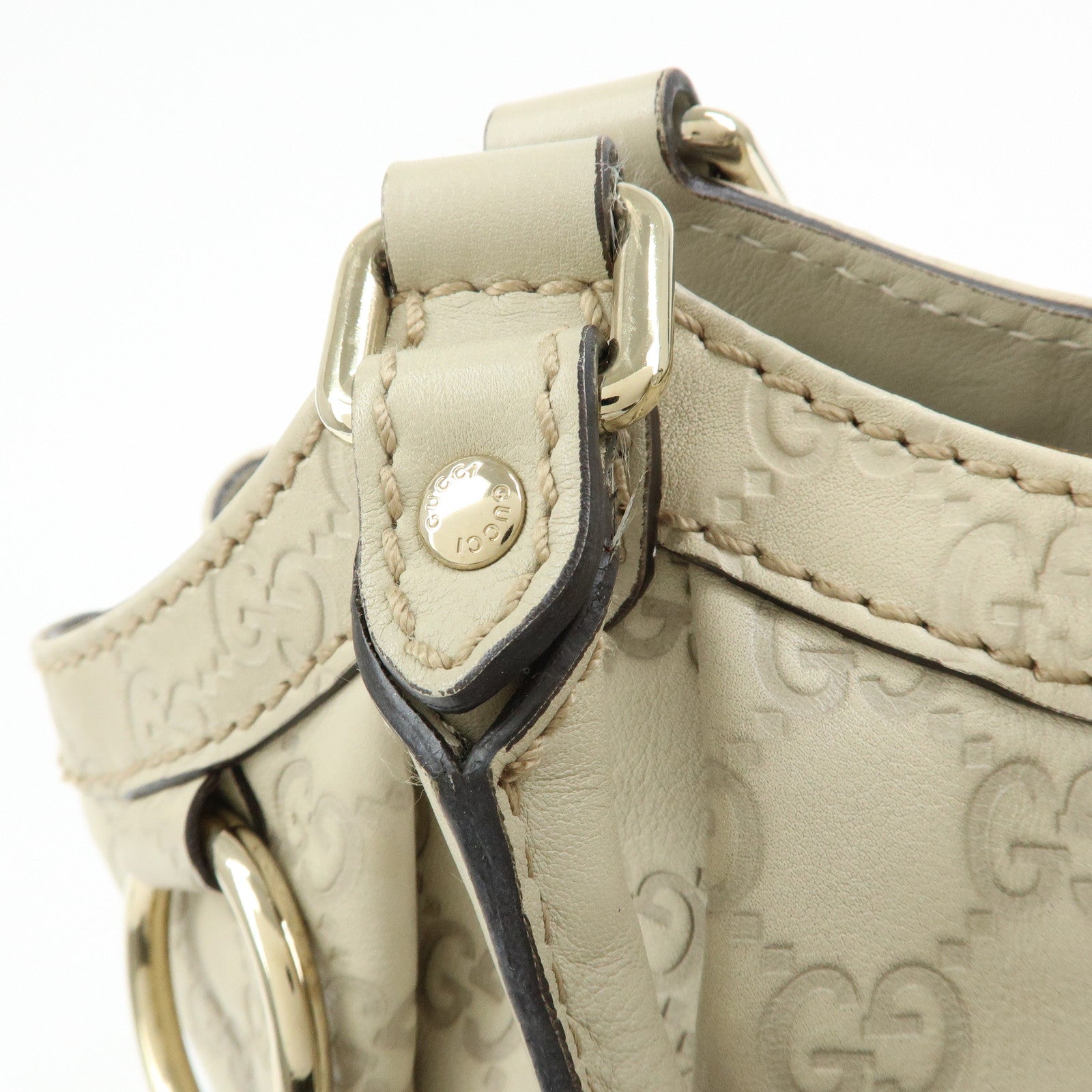 GUCCI Sukey Interlocking G Guccissima Leather Hand Bag Ivory 211944