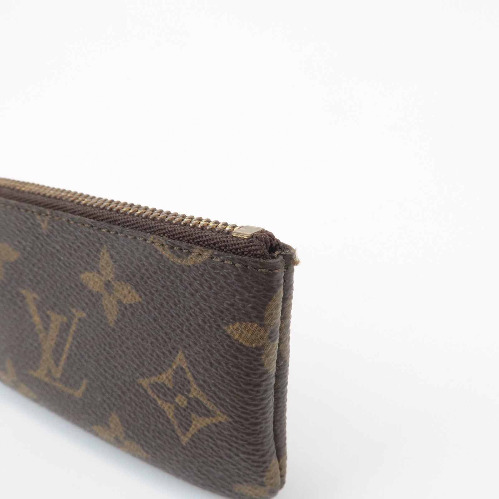 Louis Vuitton Monogram Pochette Cles Coin Case Key Case M62650