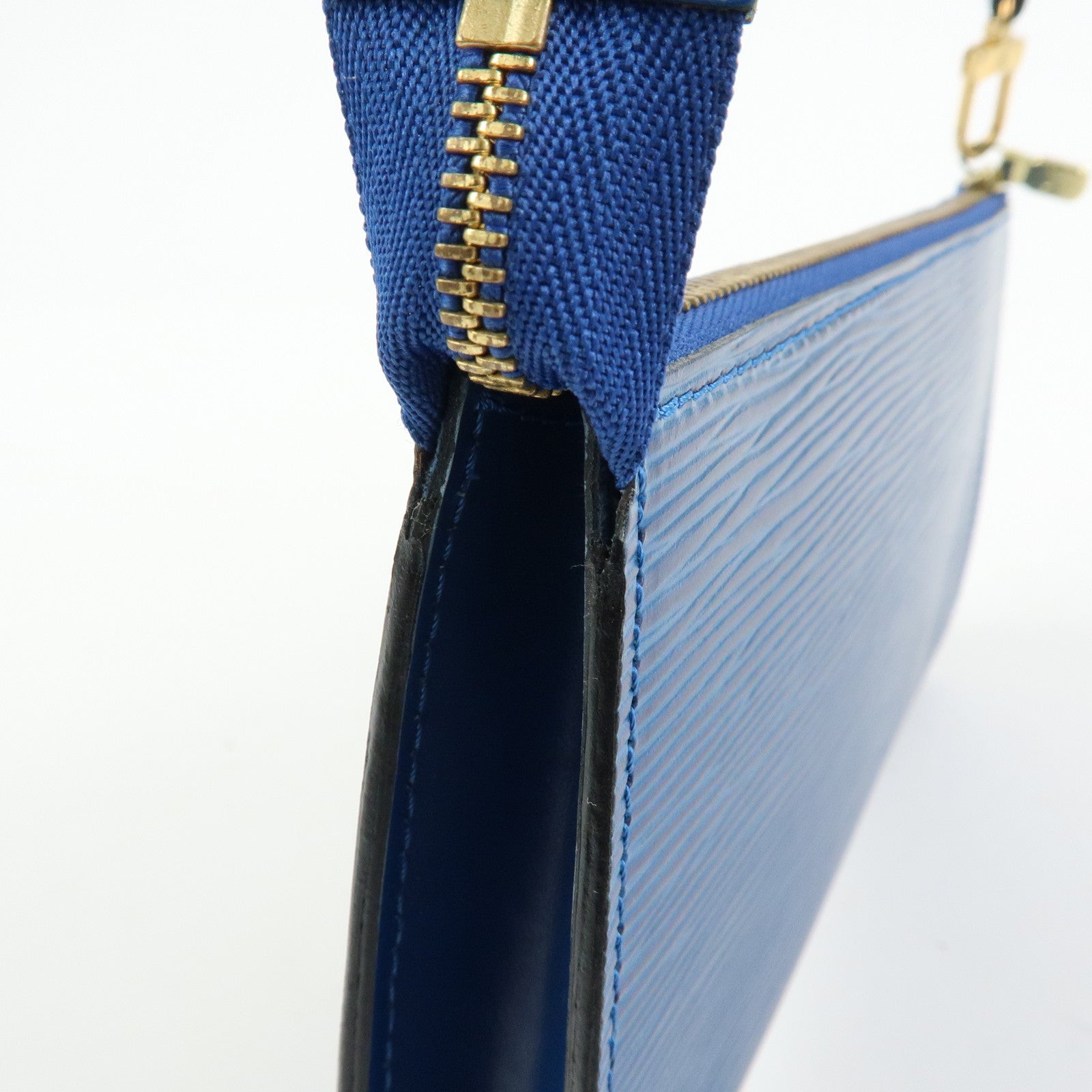 Louis Vuitton Epi Pochette Accessoires Pouch Toledo Blue M52945