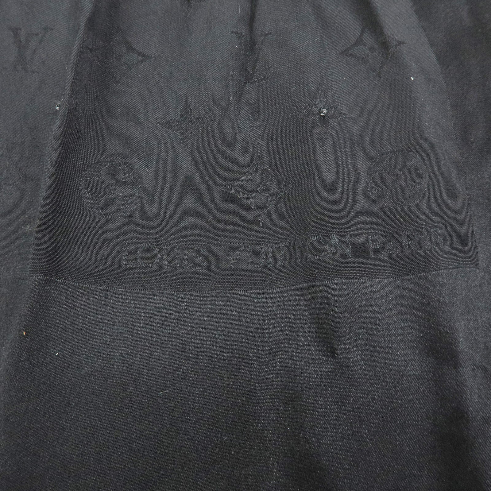 Louis Vuitton Monogram Silk 100% Scarf Shawl Black