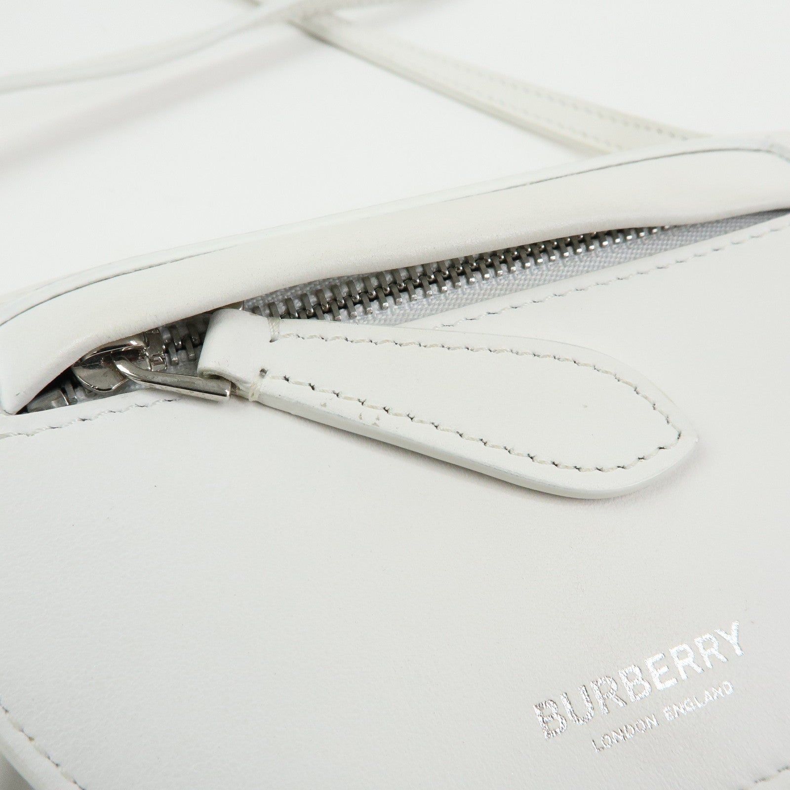BURBERRY Leather Shoulder Bag Crossbody Bag White