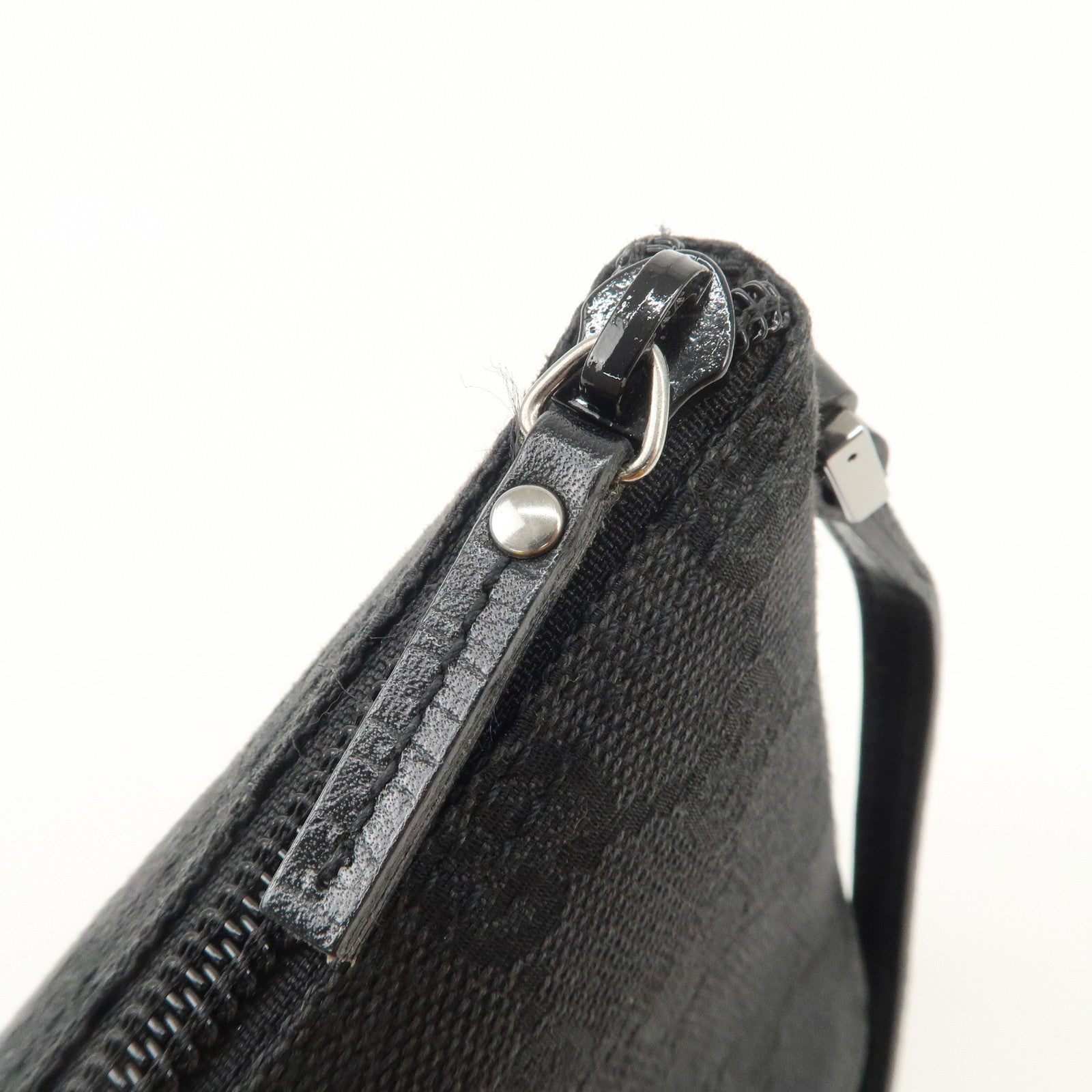 GUCCI Boat Bag GG Canvas Leather Hand Bag Pouch Black 07198