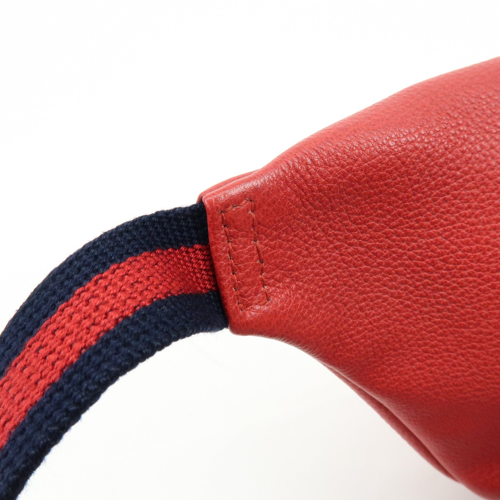 GUCCI Sherry Leather Waist Pouch Body Bag Red 527792