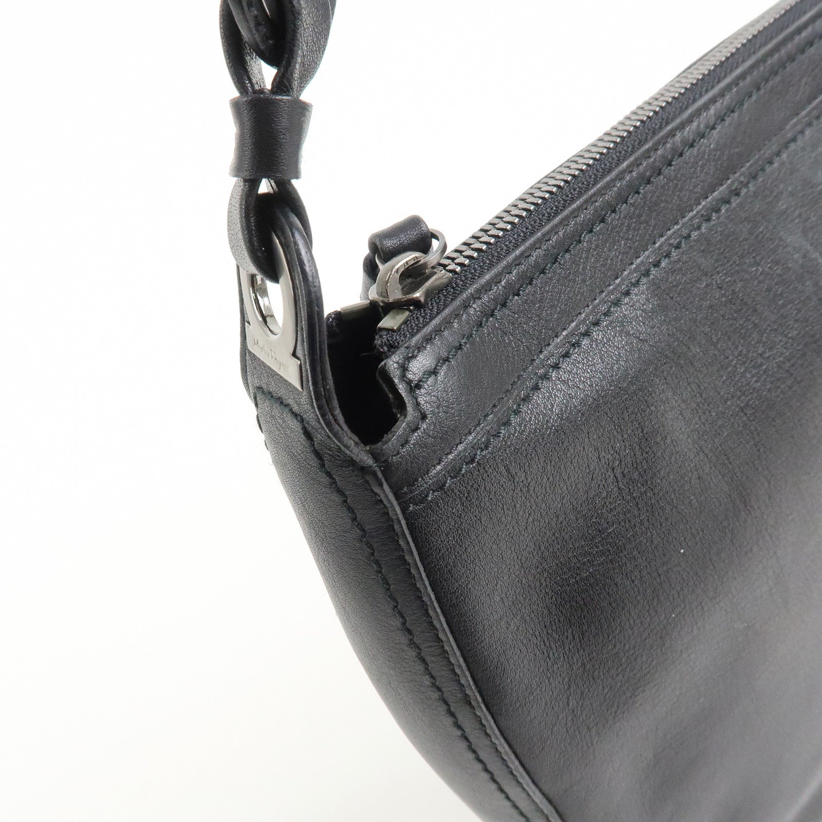 Ferragamo Gancini Leather Shoulder Bag Hand Bag Black