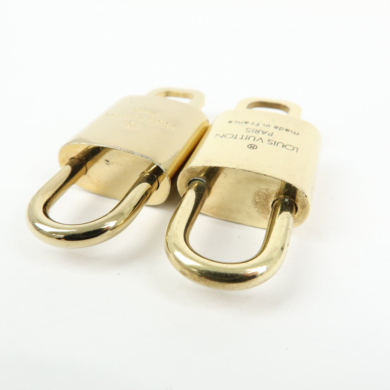 Louis Vuitton Set of 10 Lock & Key Cadena Key Lock Used