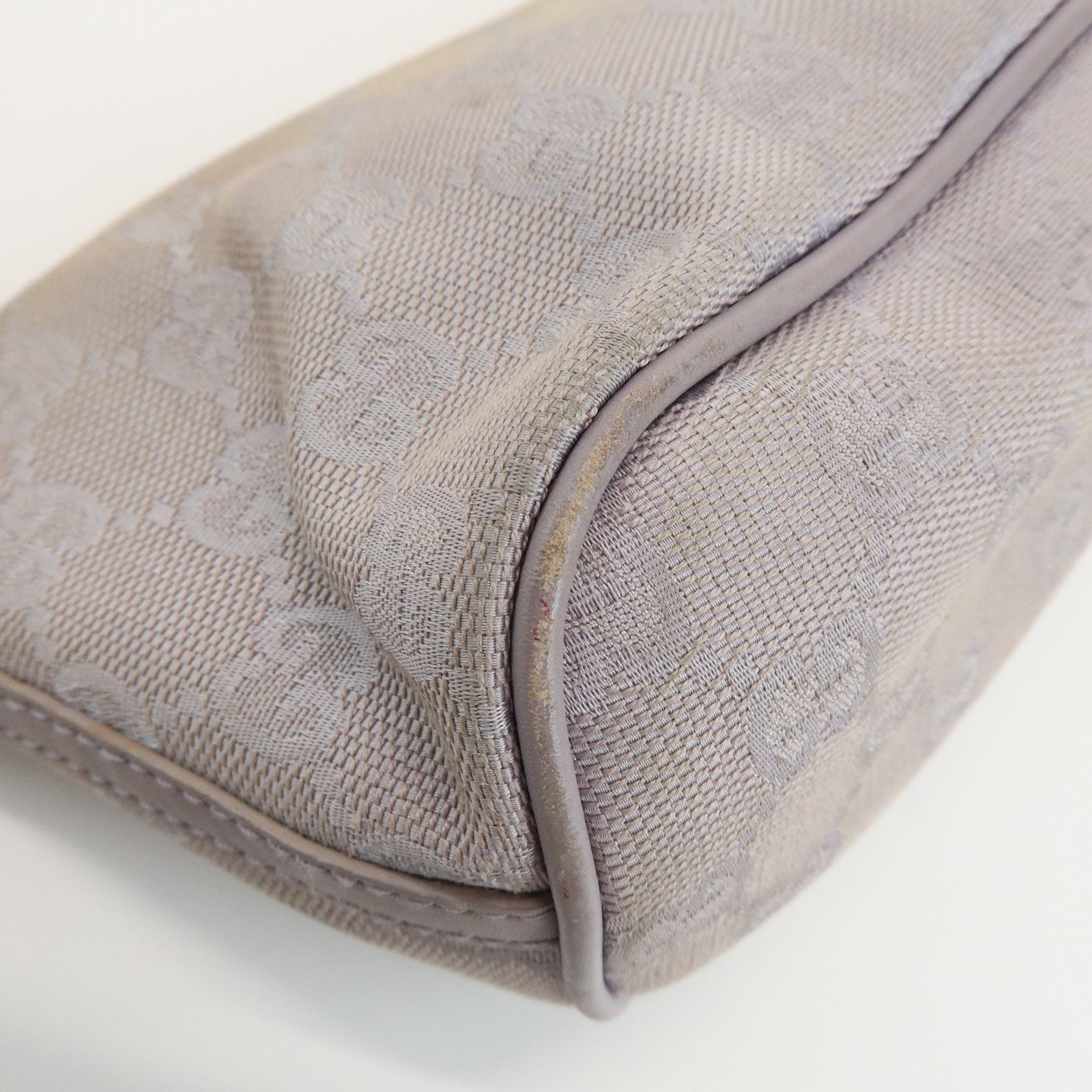 GUCCI Boat Bag GG Canvas Leather Hand Bag Pouch Light Purple 07198